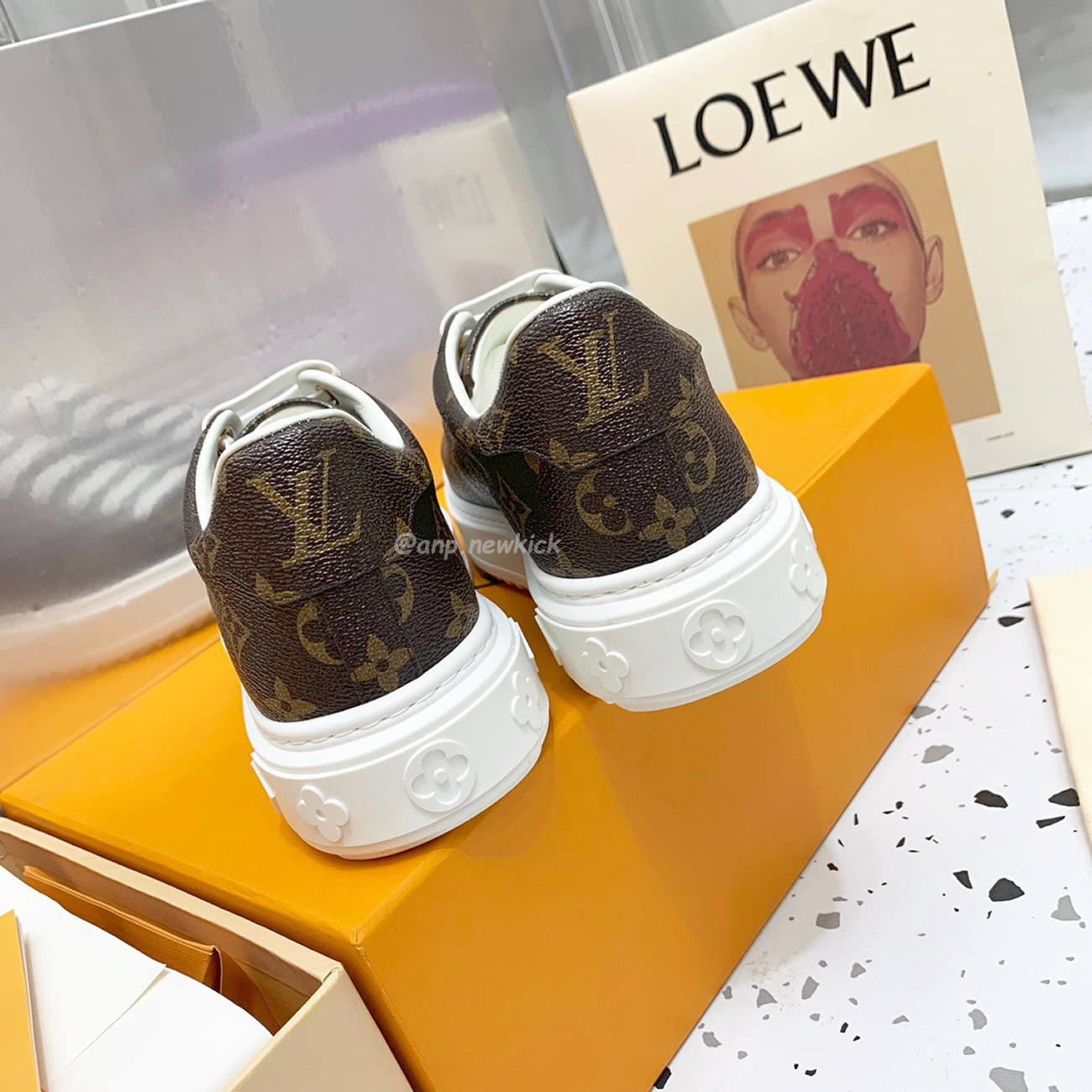 Louis Vuitton Time Out Monogram Leather Cacao Brown White Womens 1a8fjr (6) - www.newkick.vip