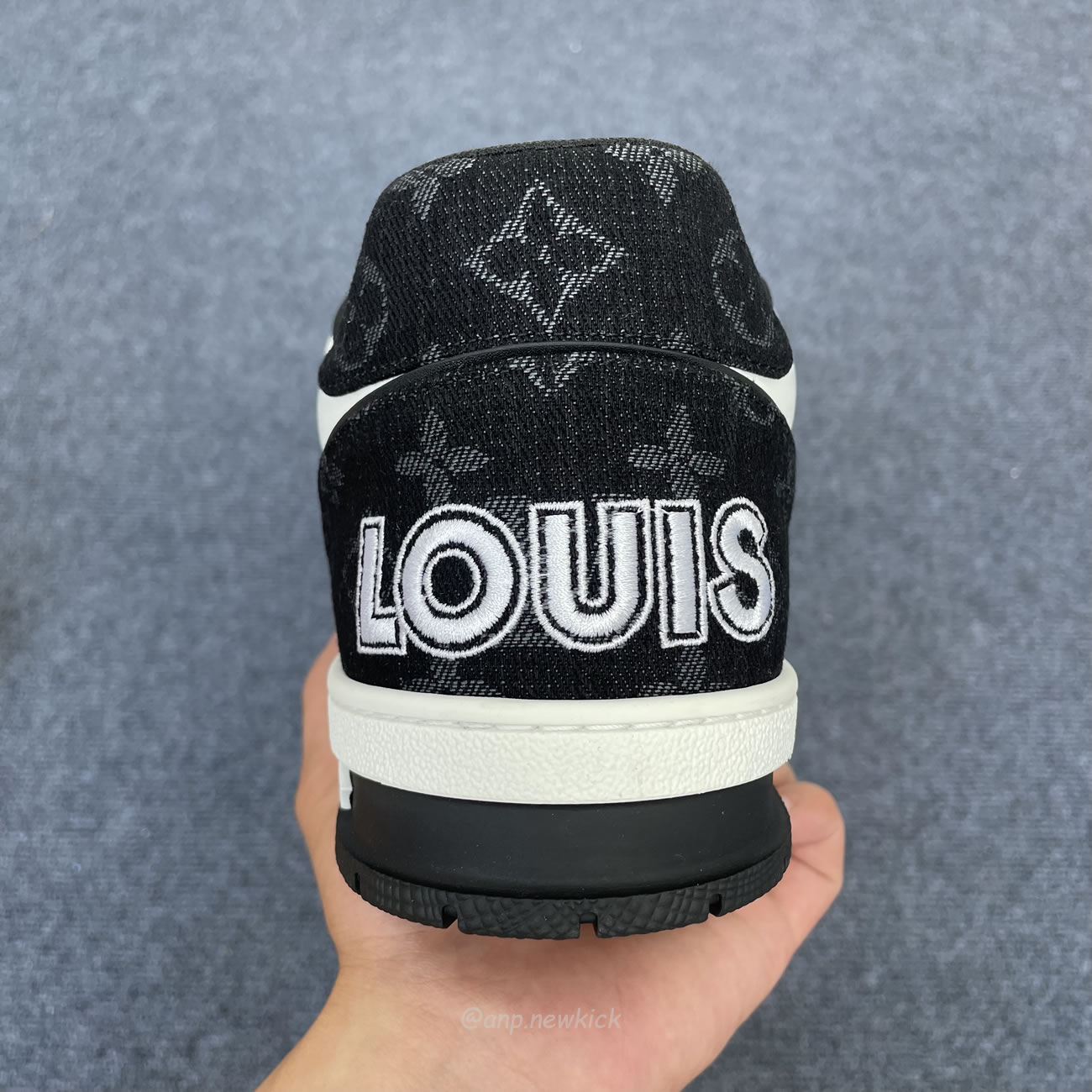 Louis Vuitton Lv Trainer Velcro Strap Monogram Denim Black White 1a9zau (2) - www.newkick.vip Louis Vuitton Lv Trainer Velcro Strap Monogram Denim Black White 1a9zau (2) - www.newkick.vip