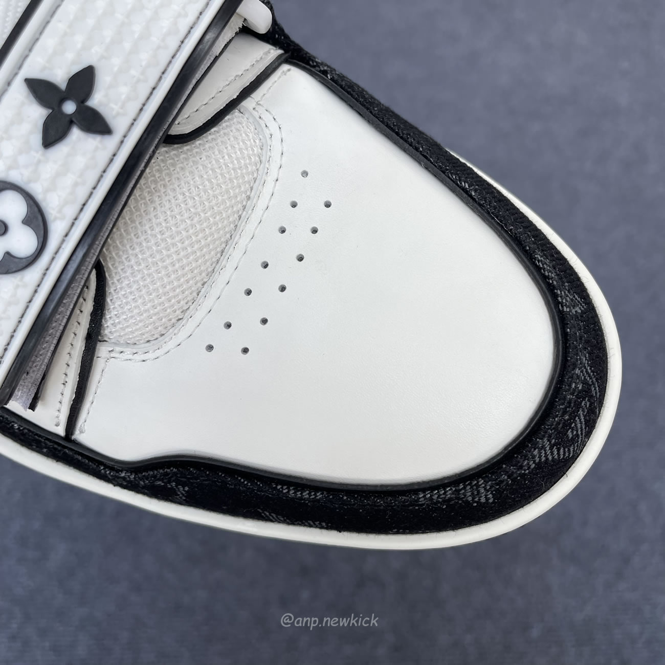 Louis Vuitton Lv Trainer Velcro Strap Monogram Denim Black White 1a9zau (6) - www.newkick.vip Louis Vuitton Lv Trainer Velcro Strap Monogram Denim Black White 1a9zau (6) - www.newkick.vip