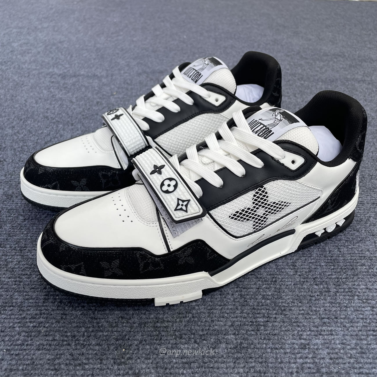 Louis Vuitton Lv Trainer Velcro Strap Monogram Denim Black White 1a9zau (9) - www.newkick.vip Louis Vuitton Lv Trainer Velcro Strap Monogram Denim Black White 1a9zau (9) - www.newkick.vip