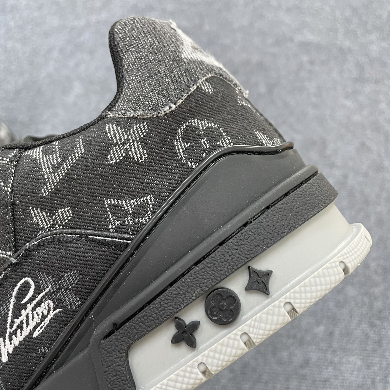 Louis Vuitton Lv Trainer Black Monogram Denim 1ac4zg (4) - www.newkick.vip