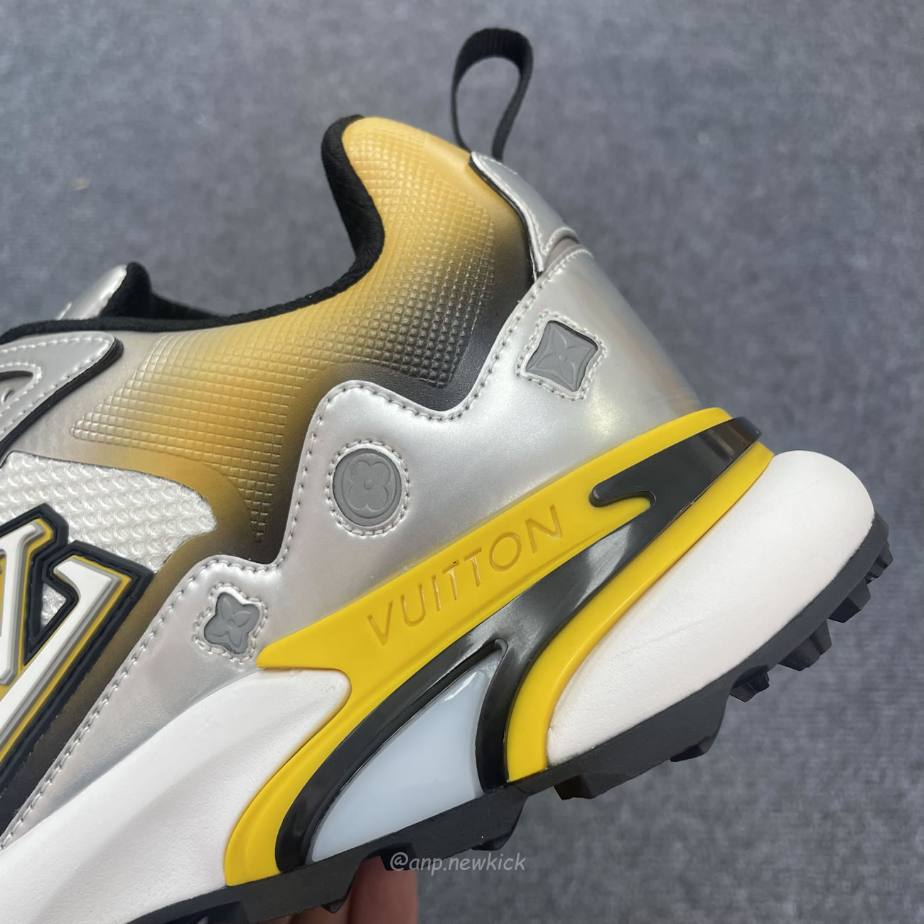 Louis Vuitton Runner Tatic (16) - www.newkick.vip