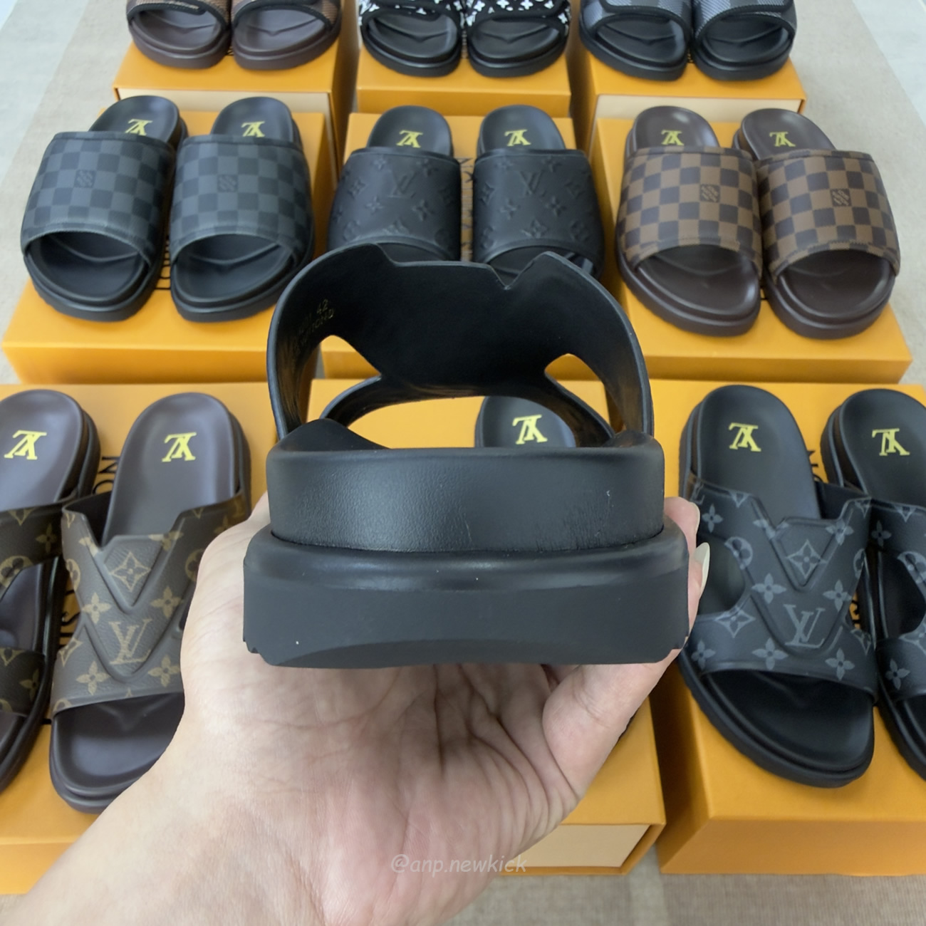 Louis Vuitton Lv Oasis (20) - www.newkick.vip