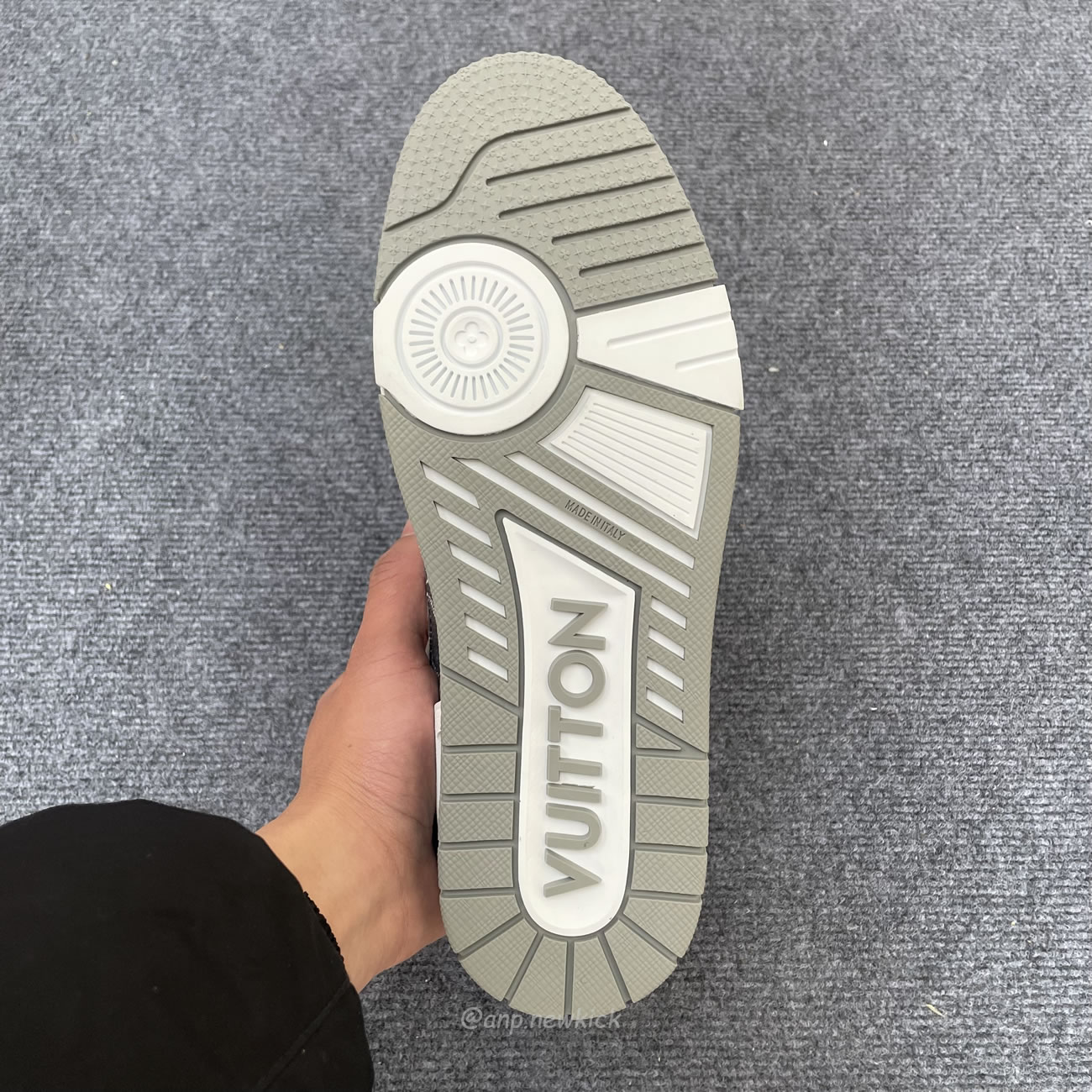 Louis Vuitton Trainer Monogram Denim Grey White 1adf58 (8) - www.newkick.vip