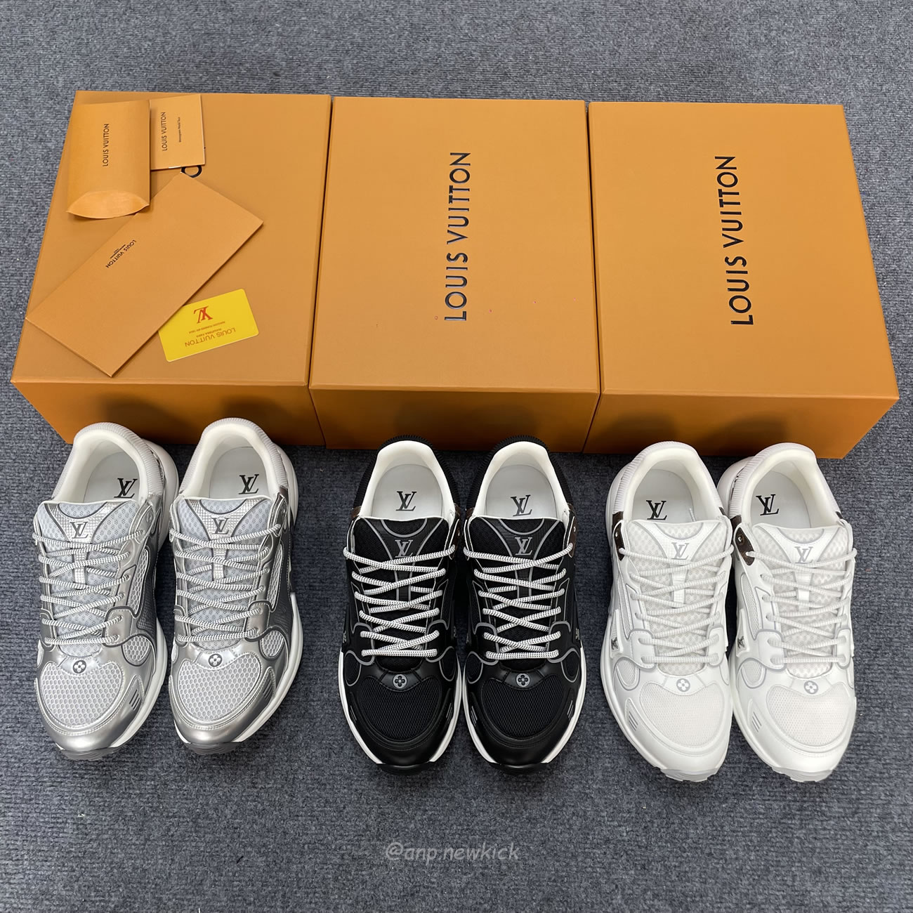 Louis Vuitton Lv Olympia Sneaker Blanc Black Silvery 1ahoht (5) - www.newkick.vip