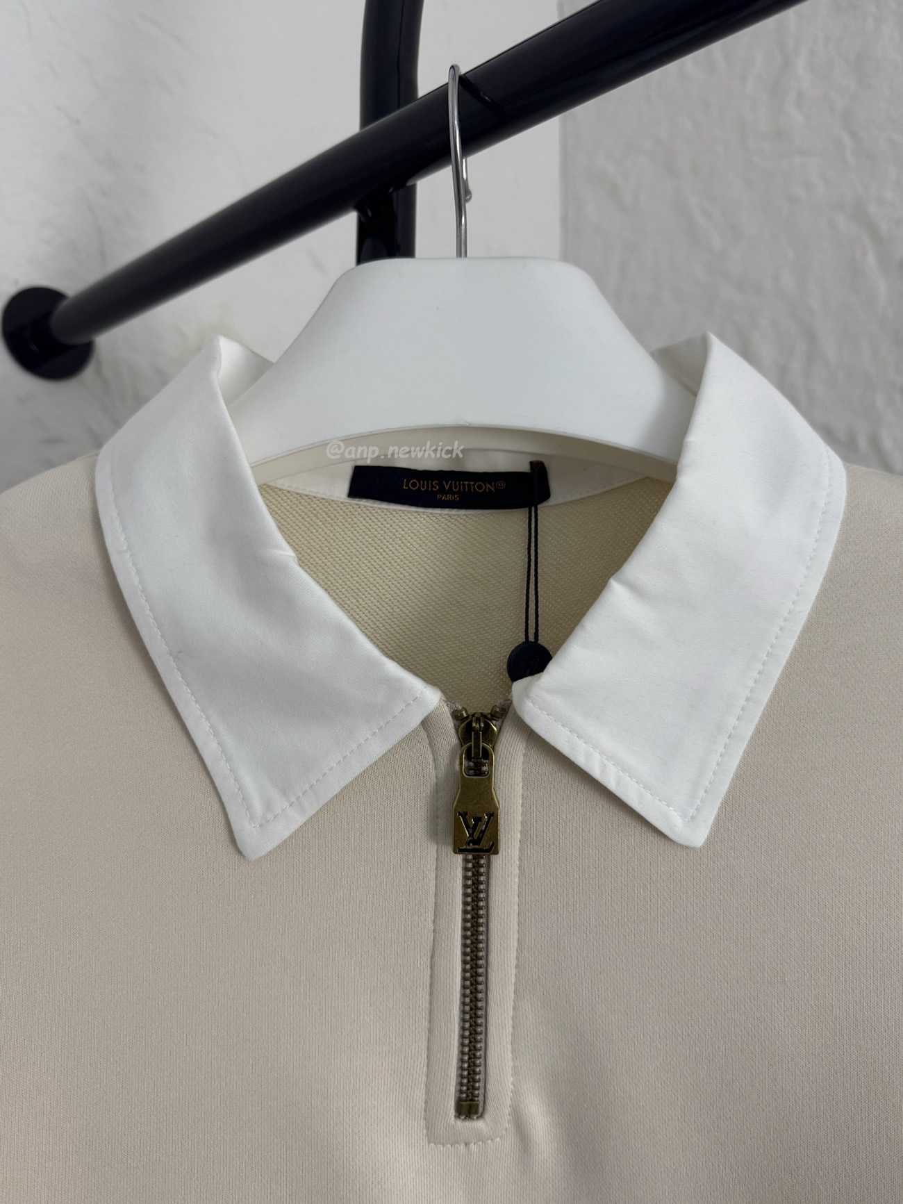 Louis Vuitton Embellished Half Zip Sweatshirt 1ahw30 (9) - www.newkick.vip