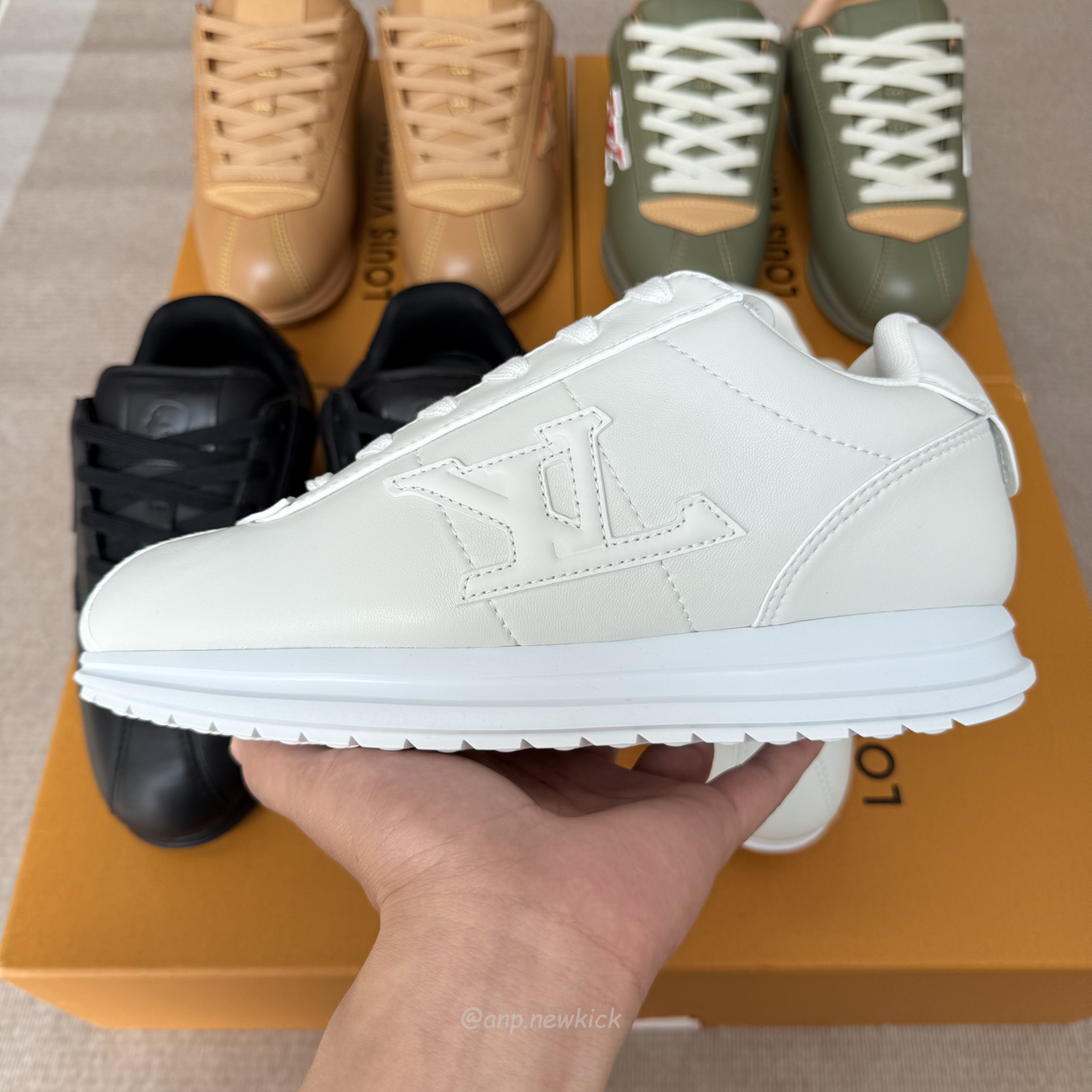 Louis Vuitton Lv Buttersoft Sneaker 1aikhl (12) - www.newkick.vip