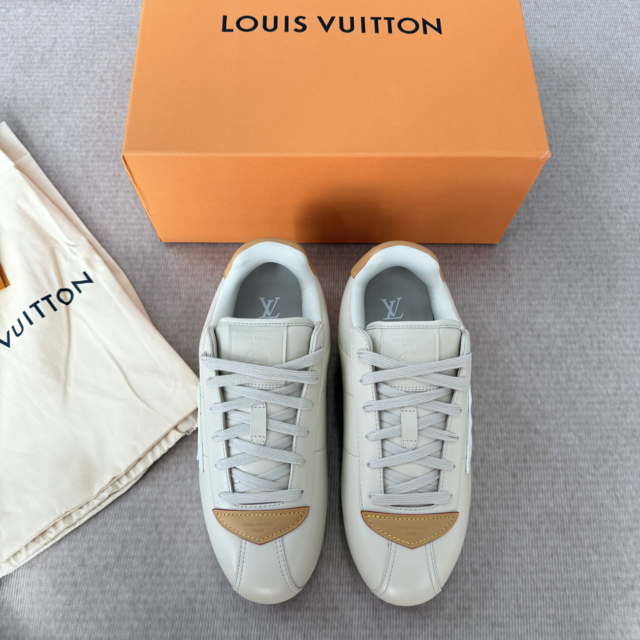 Louis Vuitton Lv Buttersoft Sneaker Beige 1aikj1 (6) - www.newkick.vip