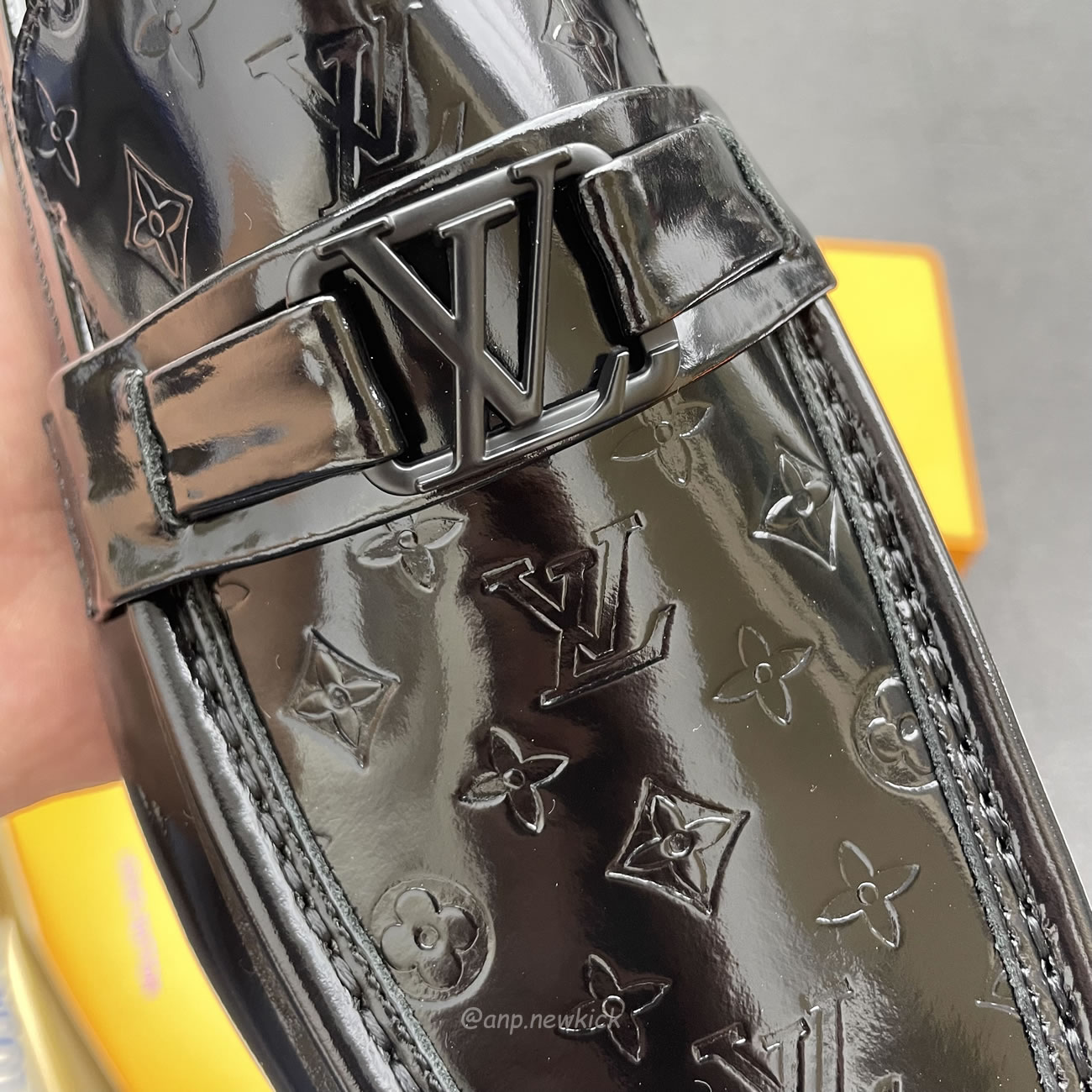 Louis Vuitton Spring Summer 2023 Major Loafers (3) - www.newkick.vip Louis Vuitton Spring Summer 2023 Major Loafers (3) - www.newkick.vip