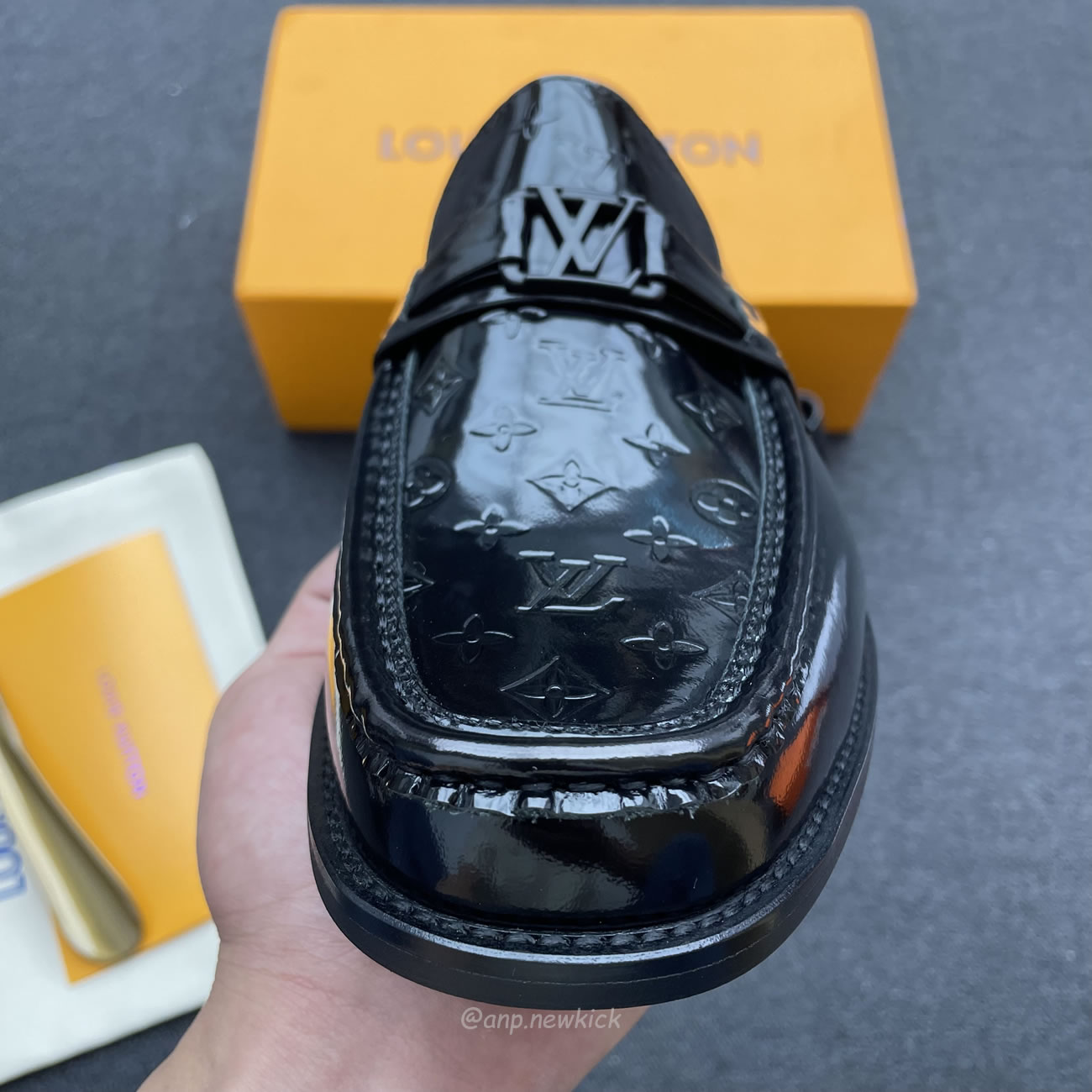 Louis Vuitton Spring Summer 2023 Major Loafers (8) - www.newkick.vip Louis Vuitton Spring Summer 2023 Major Loafers (8) - www.newkick.vip