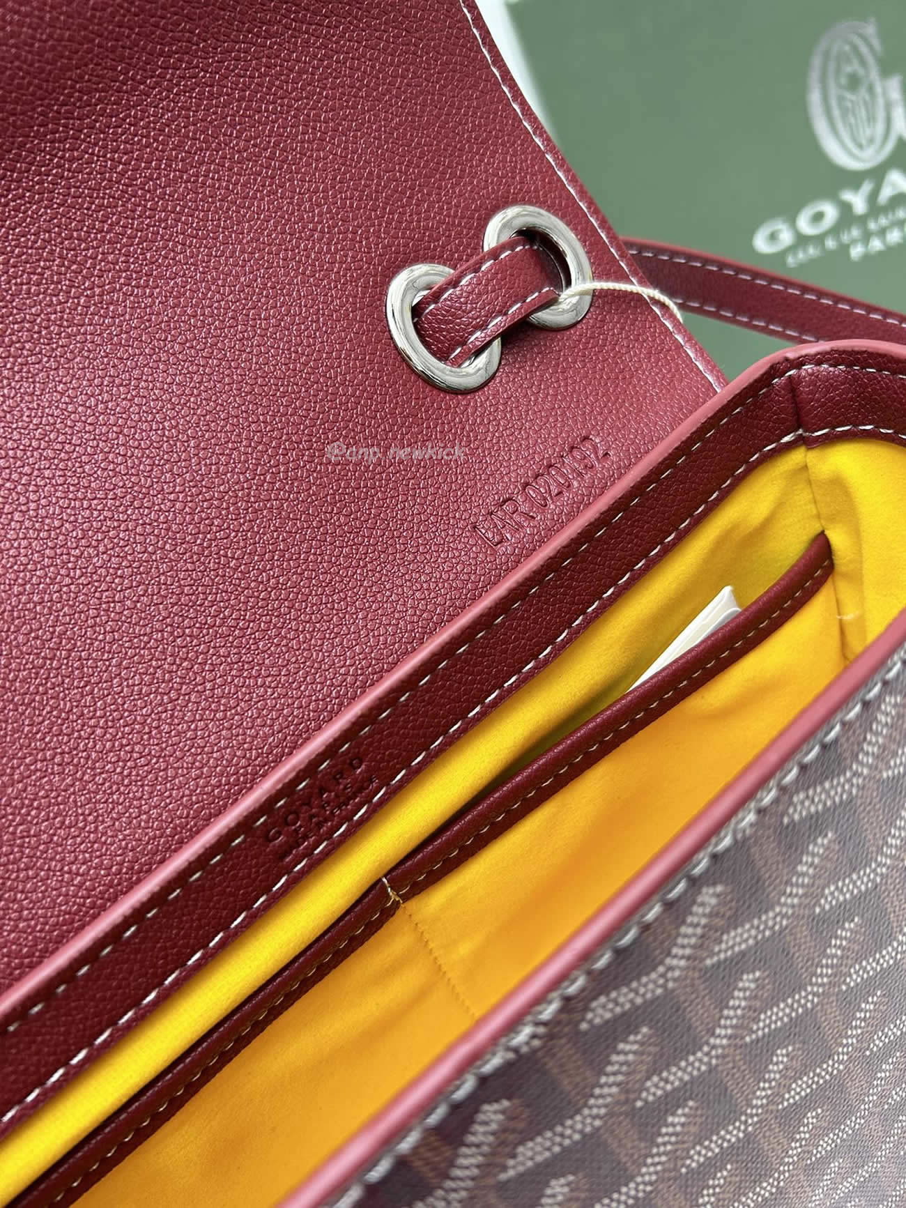Goyard 233 Messenger Bag 17 Cm X 8 Cm X 25 Cm (25) - www.newkick.vip