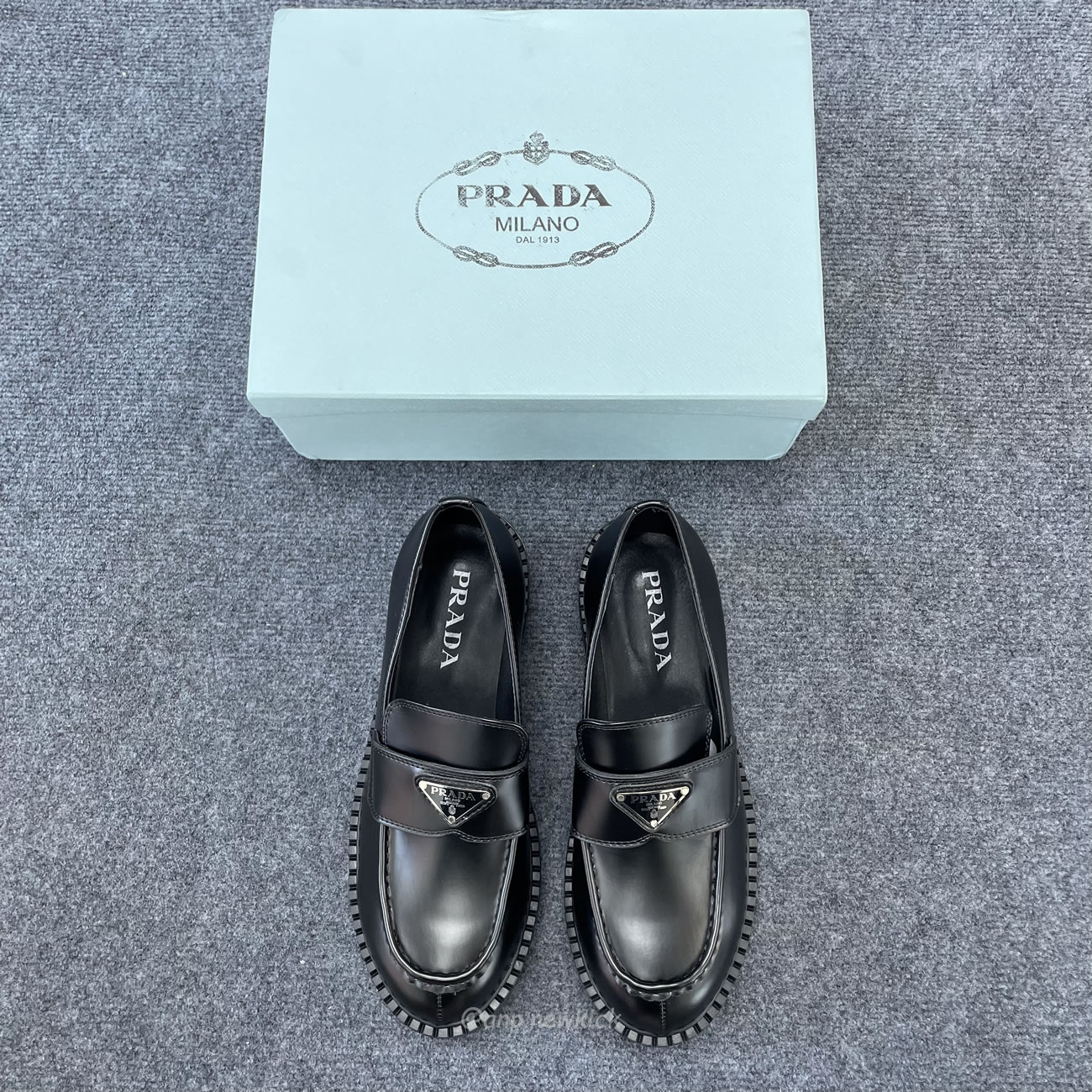 Prada 35mm Loafer Black Brushed Leather 2de127 055 F0002 (9) - www.newkick.vip