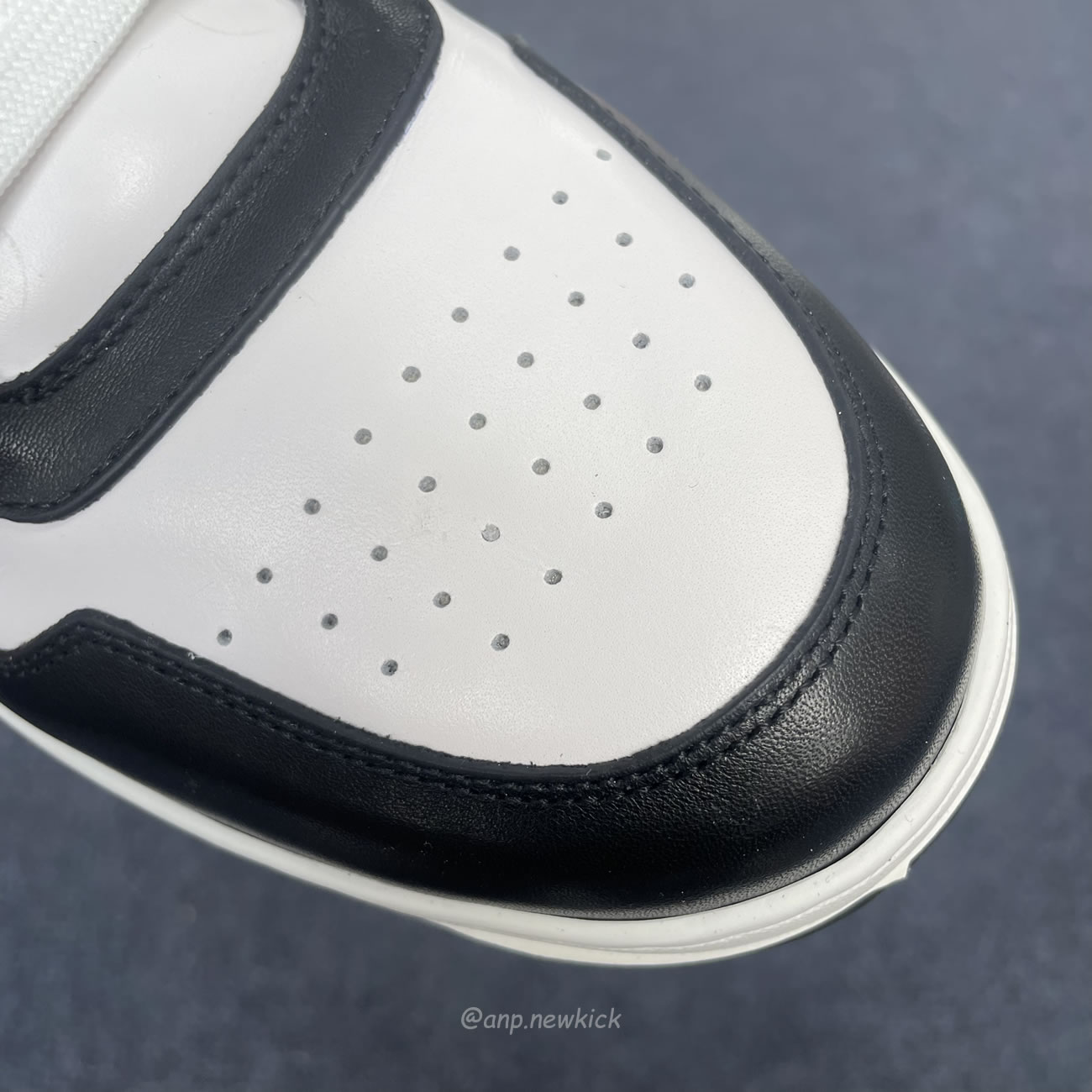 Prada Downtown Low Top Sneakers Leather White Black 2ee364 3lkg F0964 (9) - www.newkick.vip