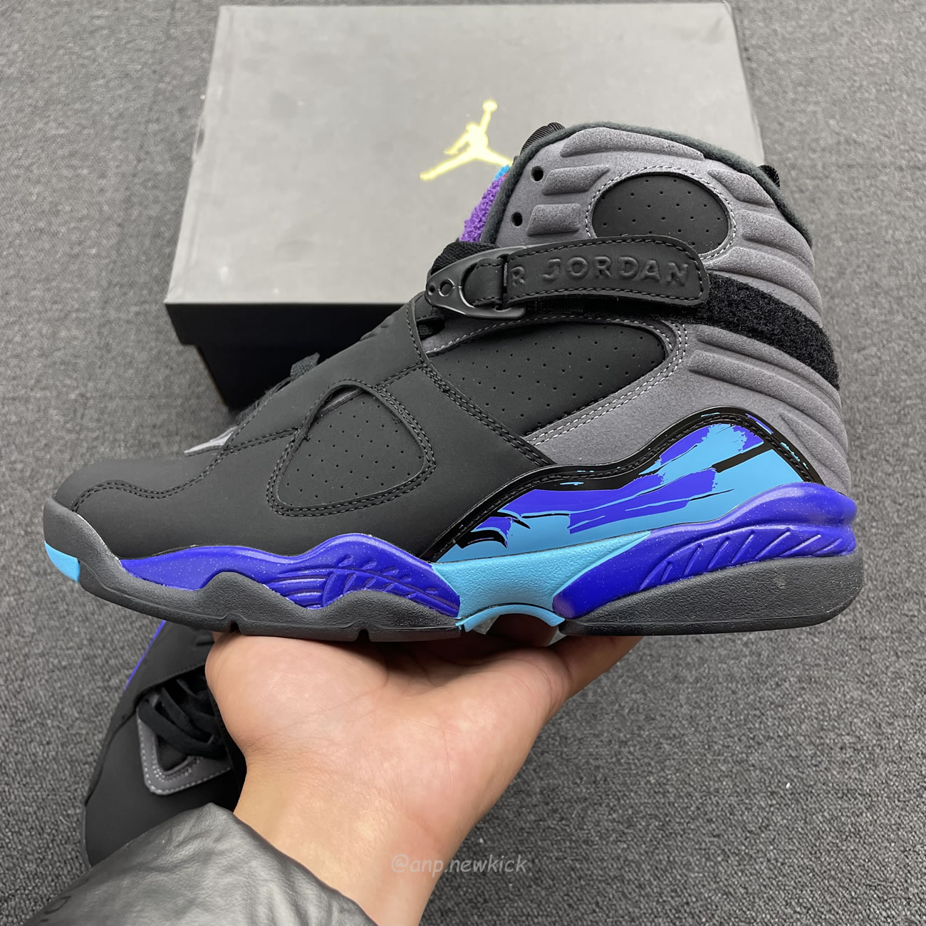 Air Jordan 8 Retro Aqua 2015 305381 025 (9) - www.newkick.vip Air Jordan 8 Retro Aqua 2015 305381 025 (9) - www.newkick.vip