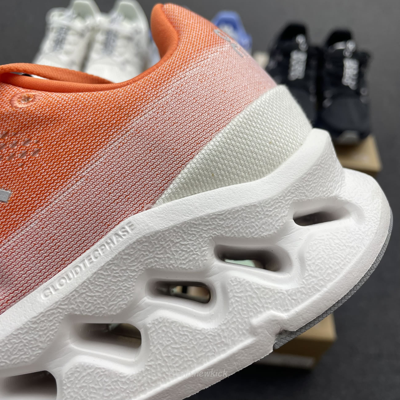 On Running Cloudsurfer Creek Flame Heather White Frost Black 3md10421071 (7) - www.newkick.vip