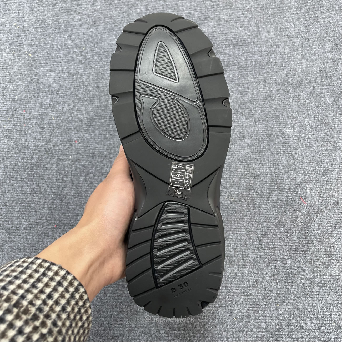 Dior X Stone Island B30 Year Of The Snake Sneaker 3sn279zah90041 (4) - www.newkick.vip Dior X Stone Island B30 Year Of The Snake Sneaker 3sn279zah90041 (4) - www.newkick.vip