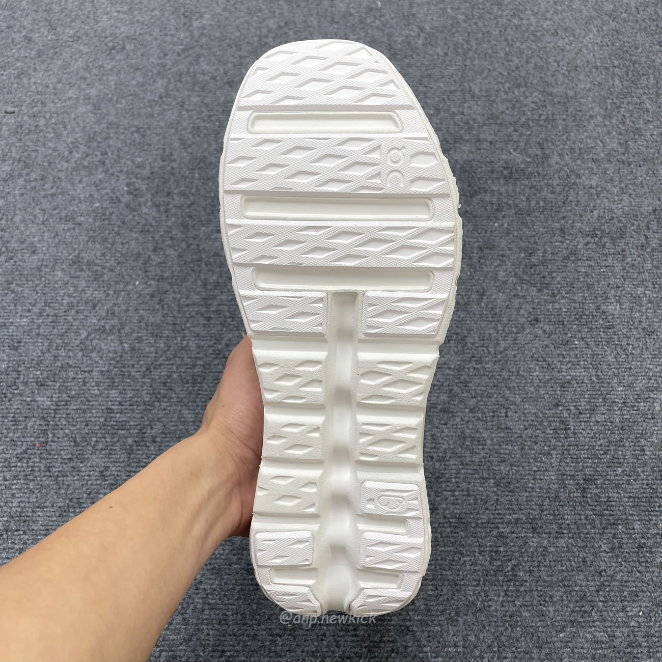 On Running Cloudtilt Loewe All White 3wd30332422 (2) - www.newkick.vip