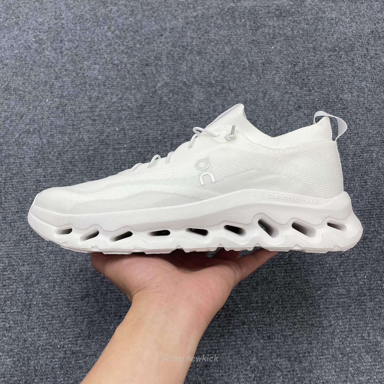 On Running Cloudtilt Loewe All White 3wd30332422 (3) - www.newkick.vip