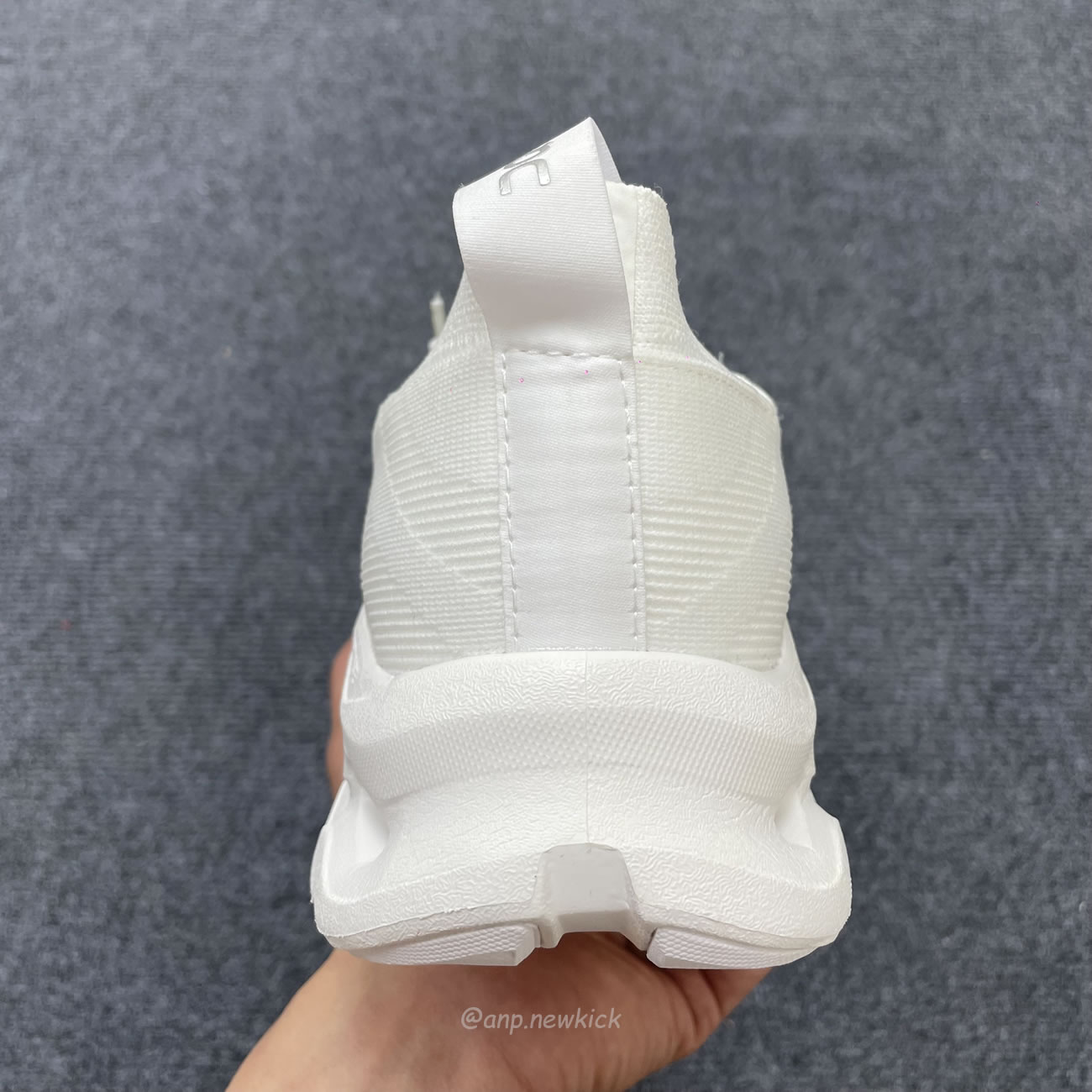 On Running Cloudtilt Loewe All White 3wd30332422 (6) - www.newkick.vip