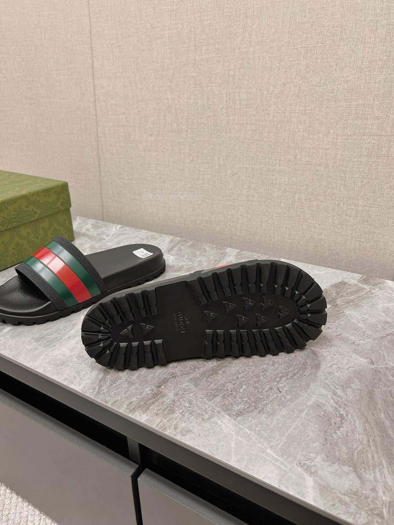 Gucci Mens Woven Leather Sandals 429469 Gib10 1098 (8) - www.newkick.vip
