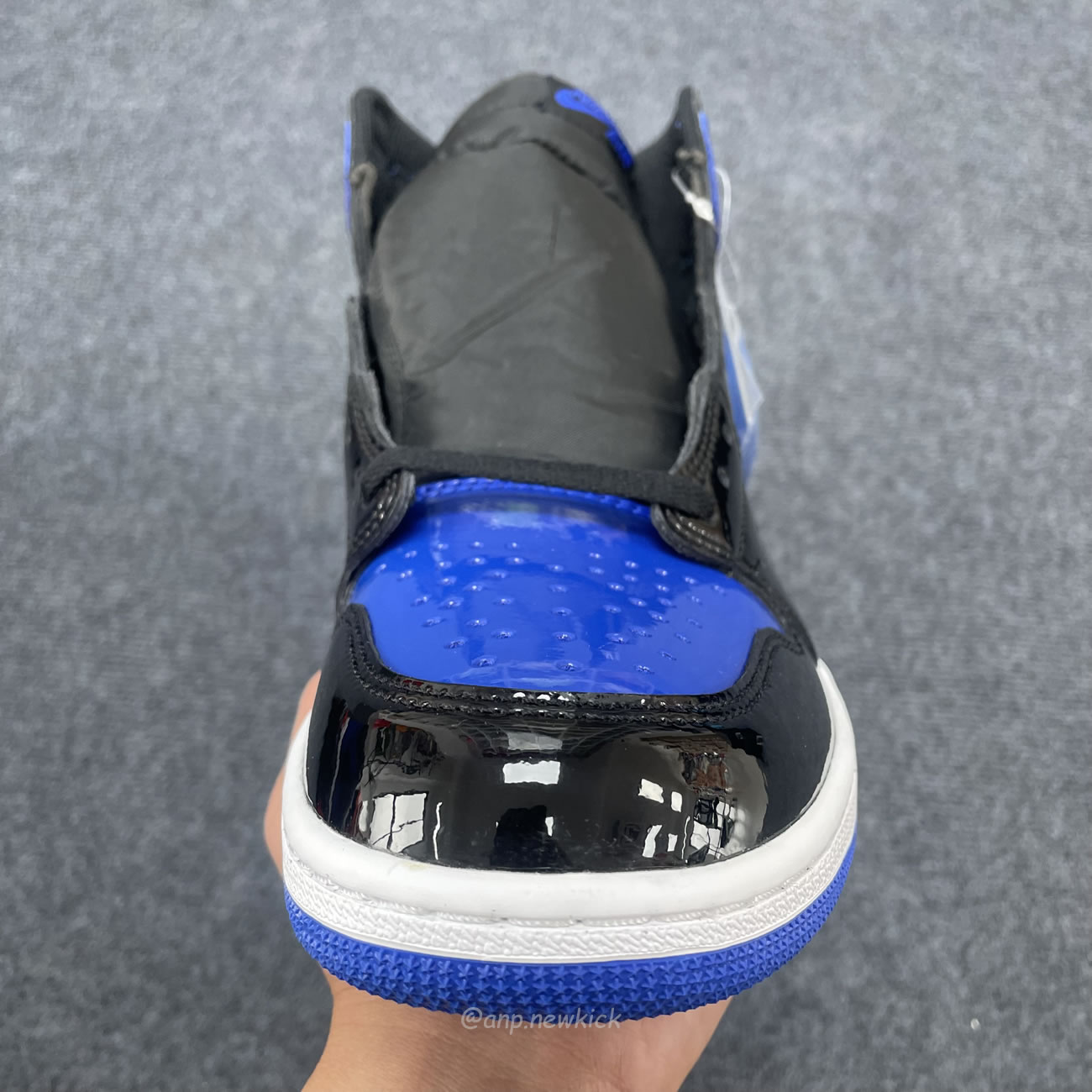 Air Jordan 1 Retro High Og Patent Royal 555088 404 (8) - www.newkick.vip