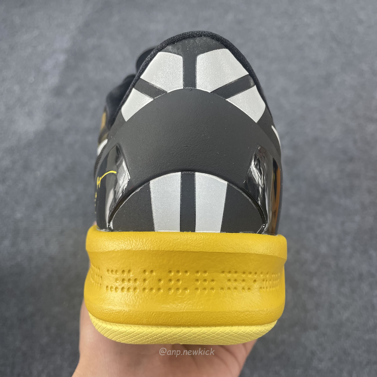 Nike Kobe 8 Xdr Black Yellow 555286‑077 (5) - www.newkick.vip