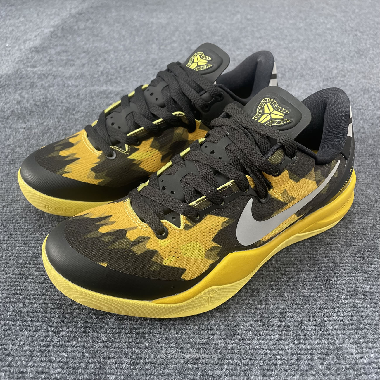 Nike Kobe 8 Xdr Black Yellow 555286‑077 (7) - www.newkick.vip