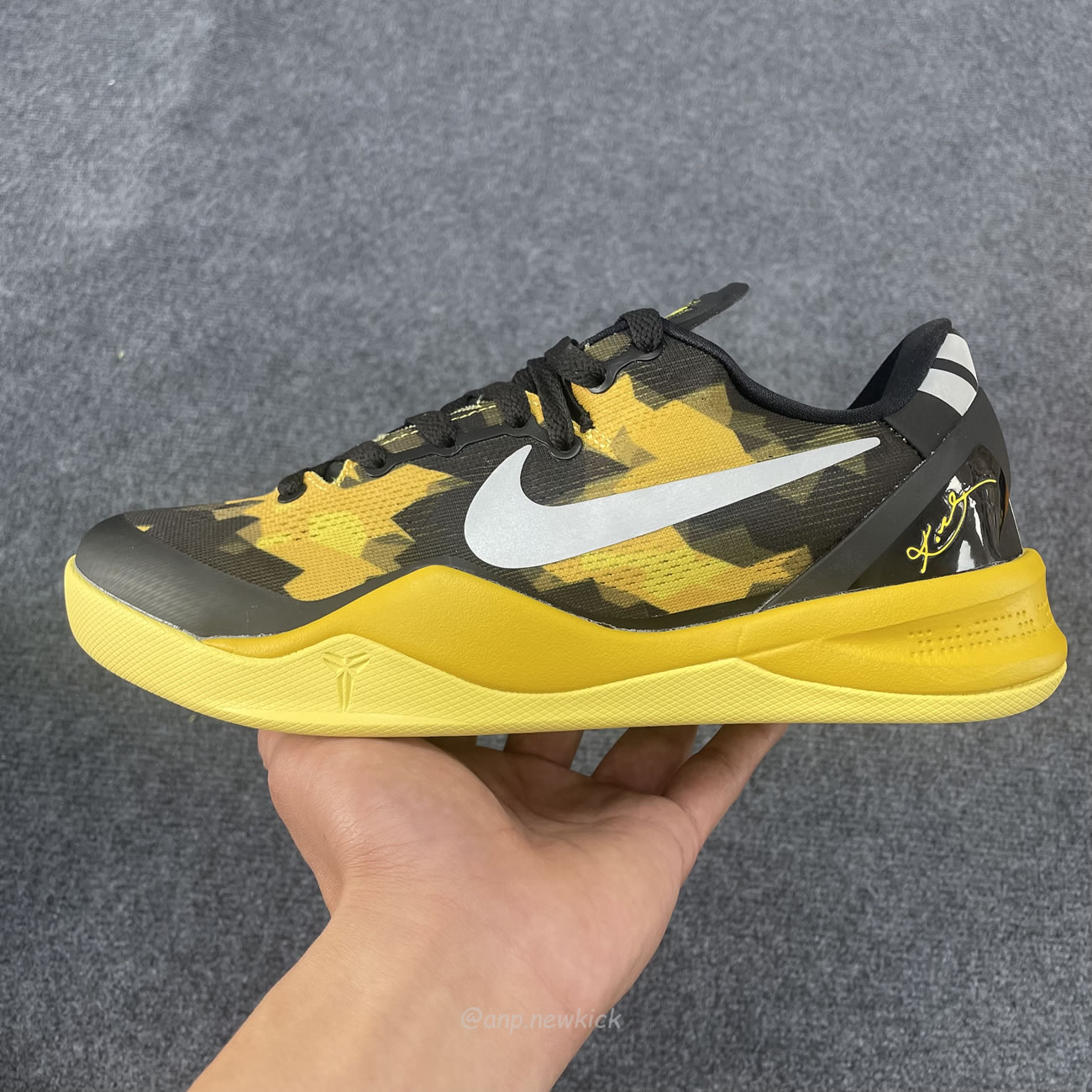 Nike Kobe 8 Xdr Black Yellow 555286‑077 (8) - www.newkick.vip