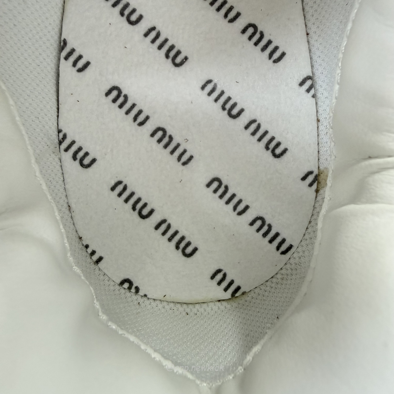 New Balance X Miu Miu 530 Sl Cinnamon 5e165e Z5o F0401 F D005 (8) - www.newkick.vip