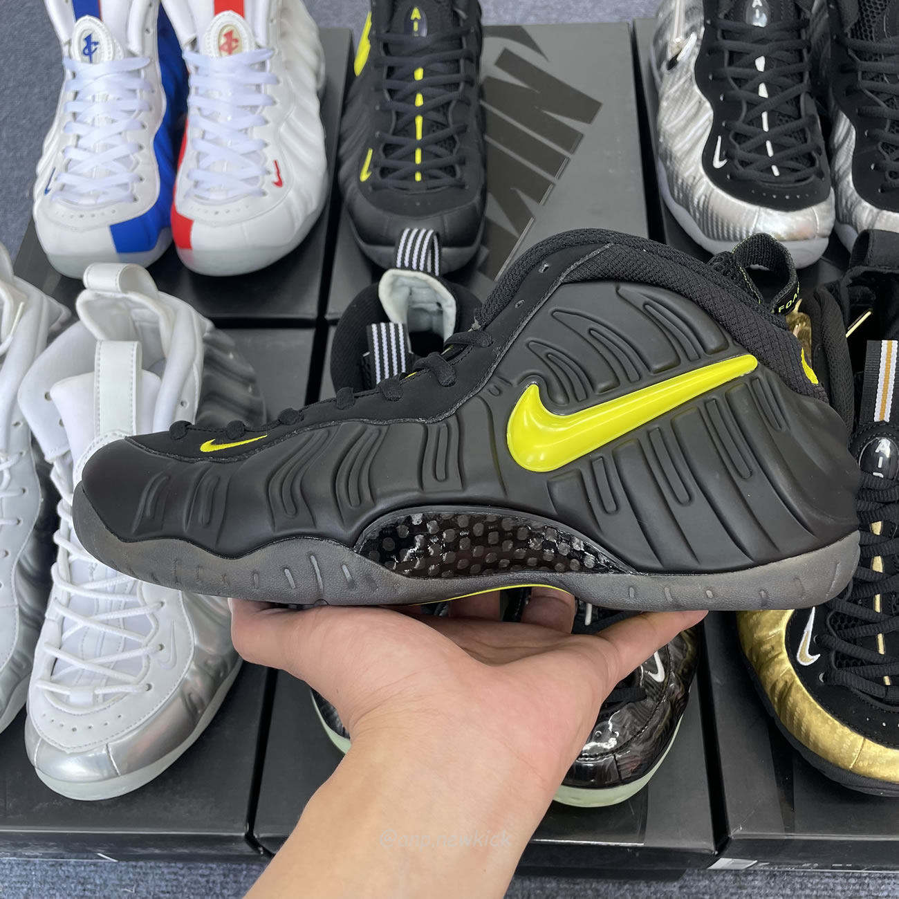 Nike Air Foamposite Pro Metallic Gold 624041 701 (12) - www.newkick.vip Nike Air Foamposite Pro Metallic Gold 624041 701 (12) - www.newkick.vip