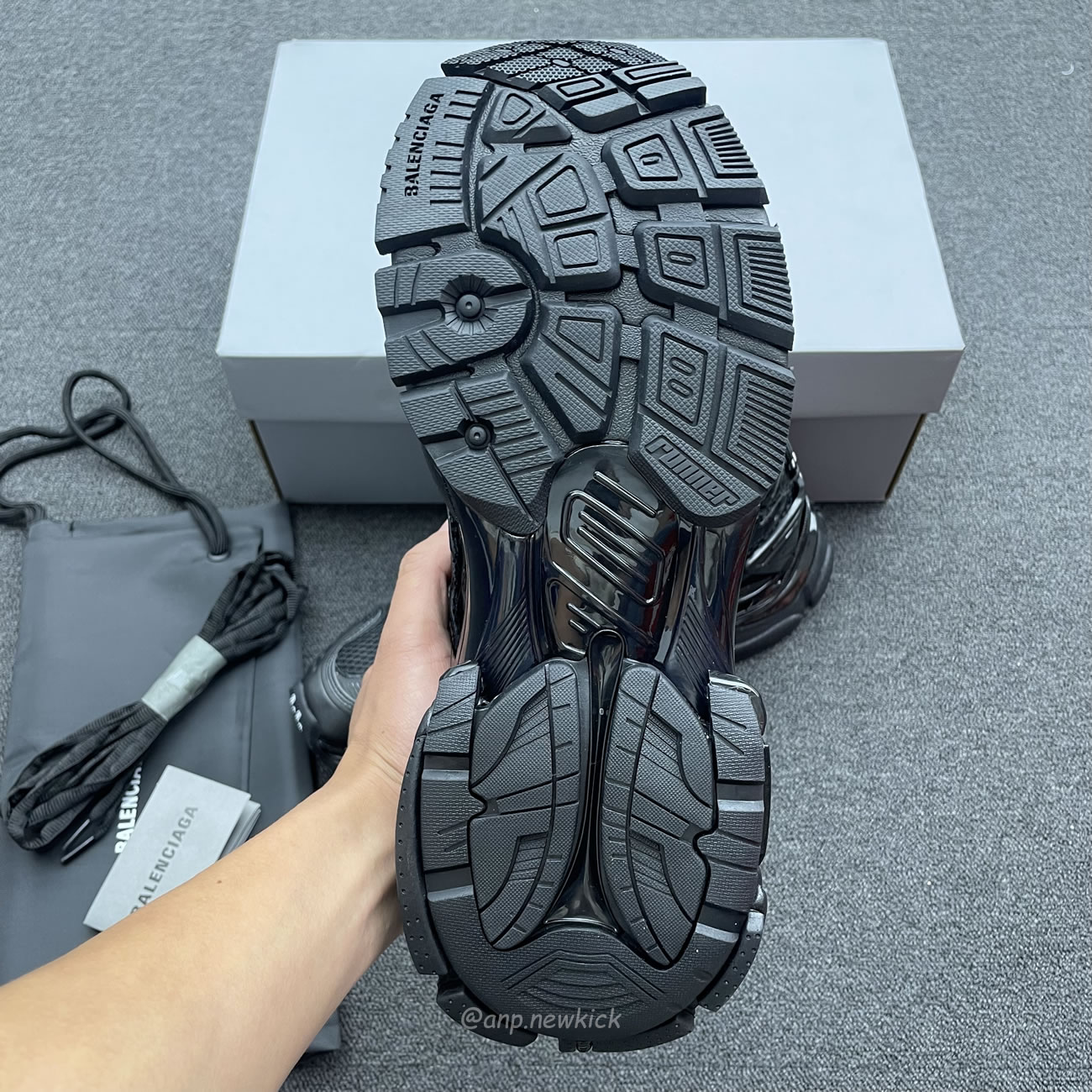 Balenciaga Runner Black 677403w3rb11000 (8) - www.newkick.vip Balenciaga Runner Black 677403w3rb11000 (8) - www.newkick.vip