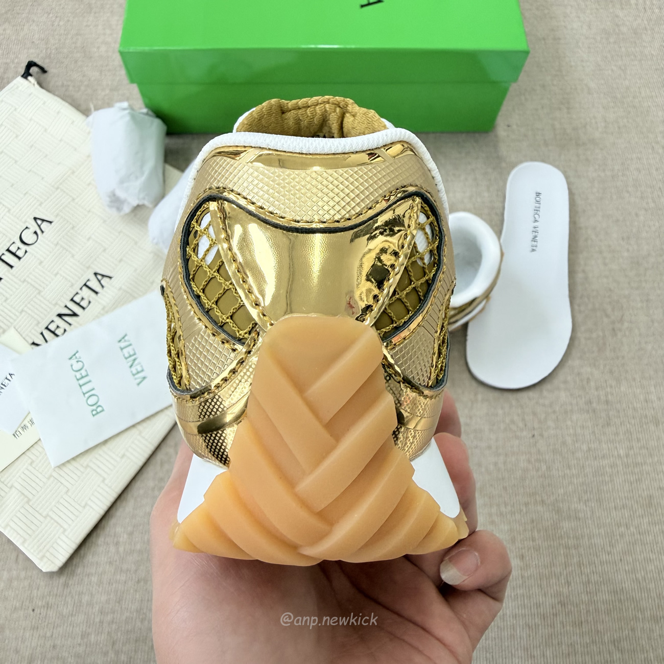 Bottega Veneta Orbit Sneaker Gold 741357 V2x40 7043 (2) - www.newkick.vip Bottega Veneta Orbit Sneaker Gold 741357 V2x40 7043 (2) - www.newkick.vip