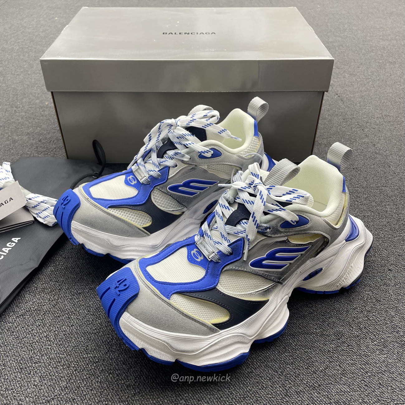 Balenciaga Cargo Sneaker White Grey Blue 784341 W2mv6 0328 (3) - www.newkick.vip Balenciaga Cargo Sneaker White Grey Blue 784341 W2mv6 0328 (3) - www.newkick.vip
