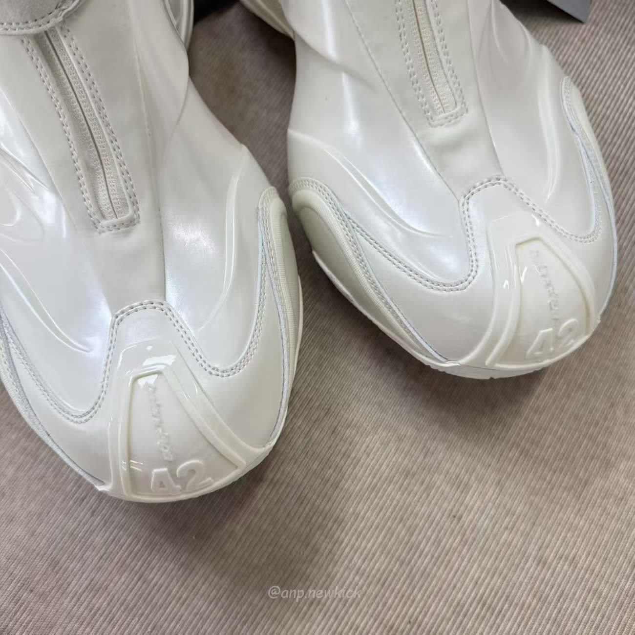 Balenciaga Basketball Sneaker In White 824909 Wbkbm9000 (11) - www.newkick.vip Balenciaga Basketball Sneaker In White 824909 Wbkbm9000 (11) - www.newkick.vip