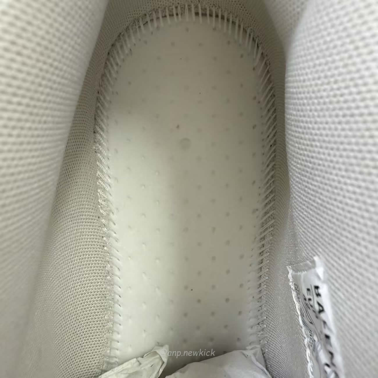 Balenciaga Basketball Sneaker In White 824909 Wbkbm9000 (14) - www.newkick.vip Balenciaga Basketball Sneaker In White 824909 Wbkbm9000 (14) - www.newkick.vip