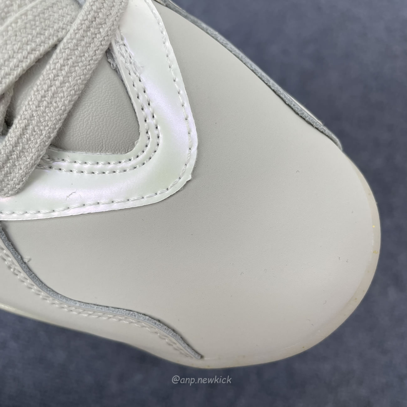 Air Jordan 8 Retro Champagne 832821 030 (2) - www.newkick.vip Air Jordan 8 Retro Champagne 832821 030 (2) - www.newkick.vip