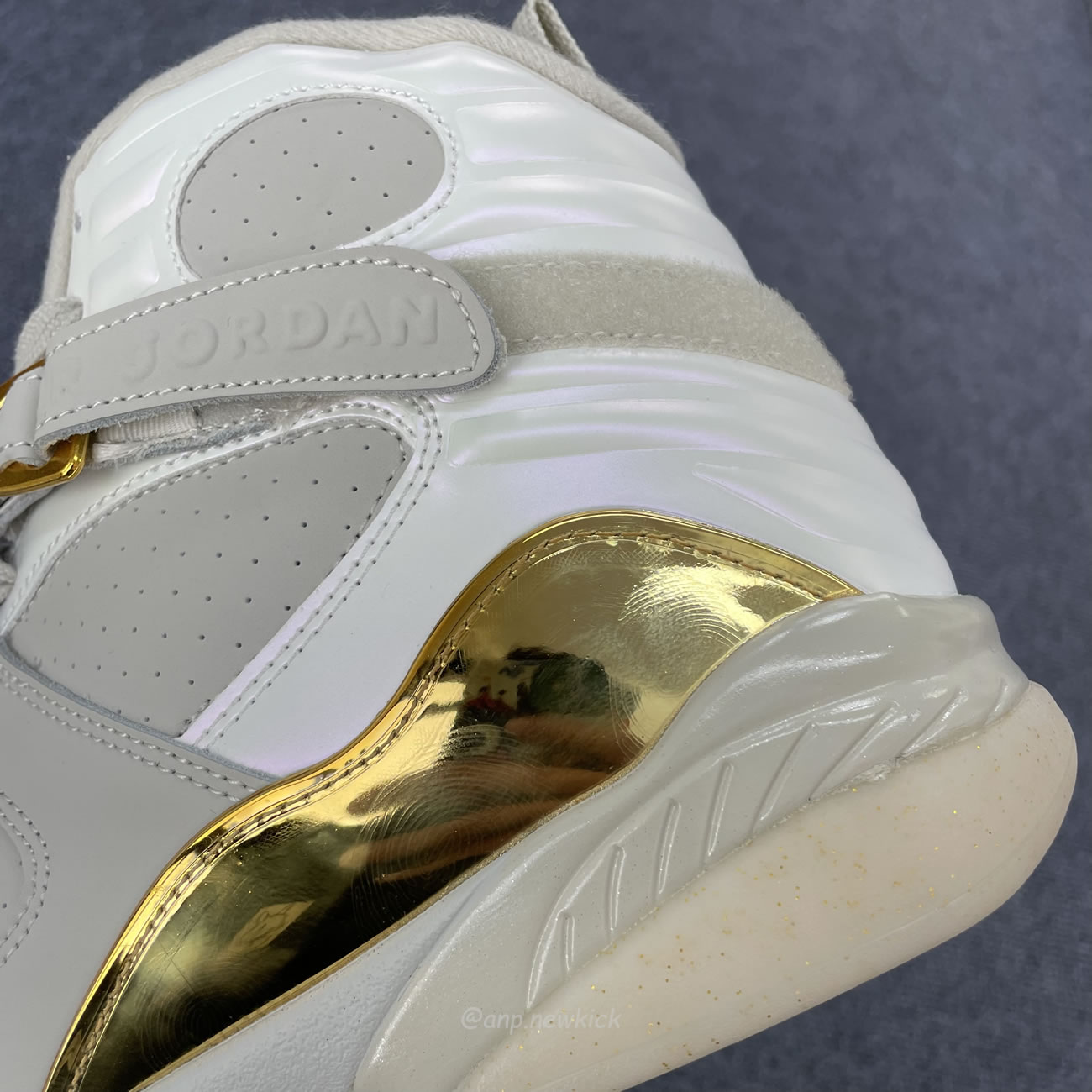 Air Jordan 8 Retro Champagne 832821 030 (4) - www.newkick.vip Air Jordan 8 Retro Champagne 832821 030 (4) - www.newkick.vip