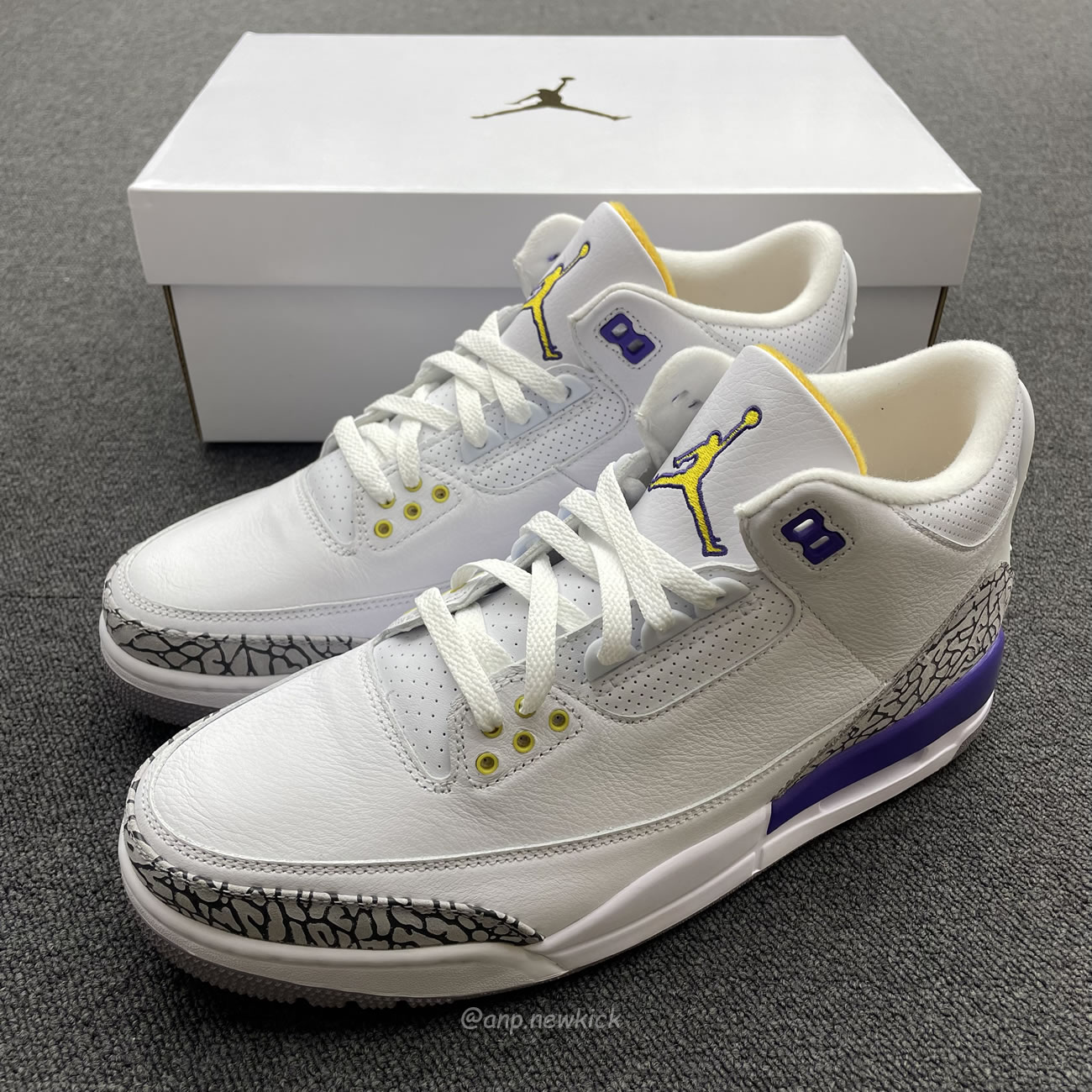 Air Jordan 3 Retro Kobe Bryant Pe 869802 907 (2) - www.newkick.vip Air Jordan 3 Retro Kobe Bryant Pe 869802 907 (2) - www.newkick.vip