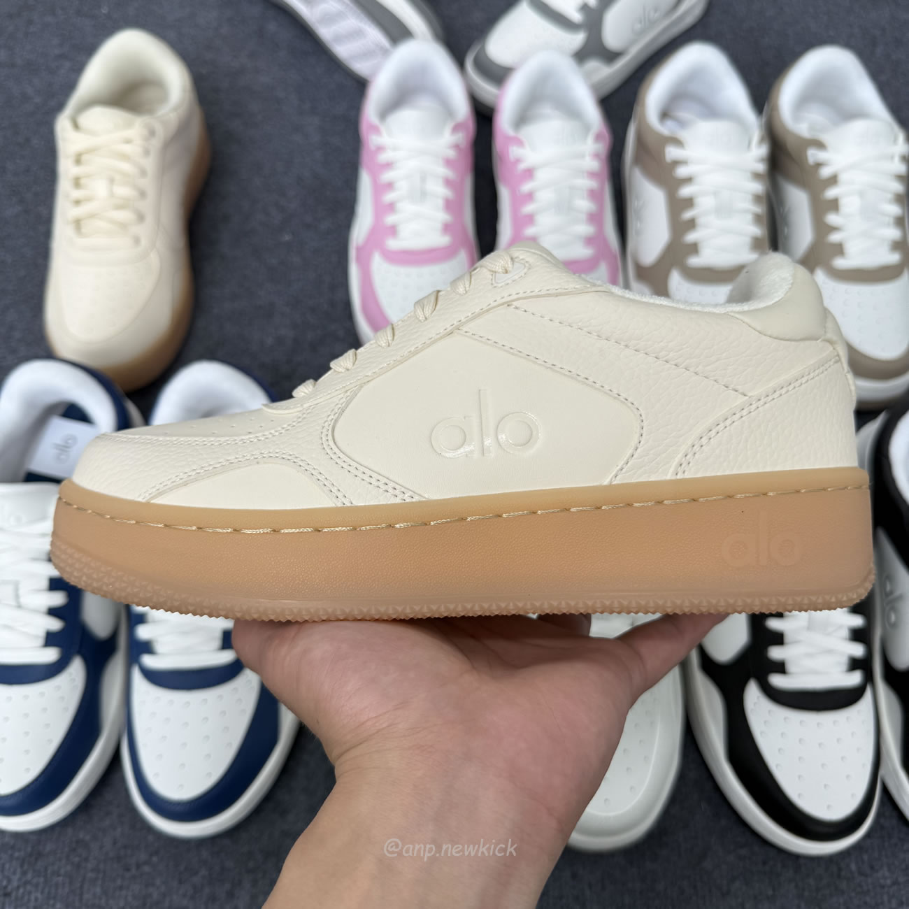 Alo Recovery Mode Sneaker (15) - www.newkick.vip