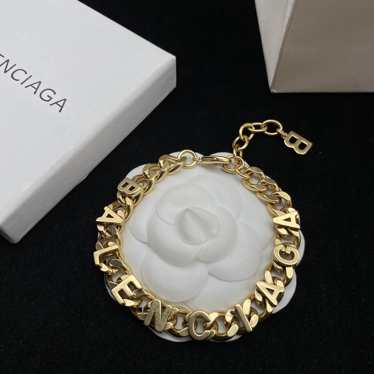 Balenciaga Logo Text Chain Necklace Bal203587 (3) - www.newkick.vip