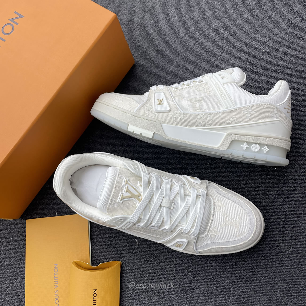 Louis Vuitton Arch Licht Sneaker Beige Cowboy (3) - www.newkick.vip Louis Vuitton Arch Licht Sneaker Beige Cowboy (3) - www.newkick.vip