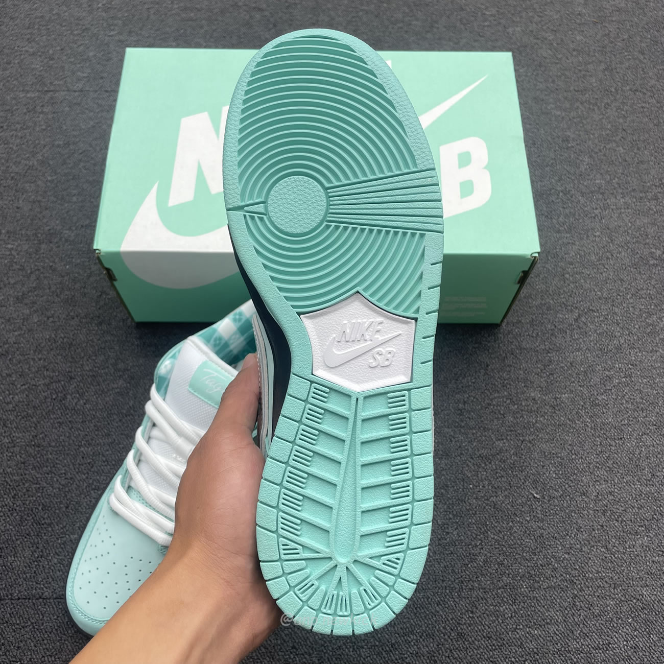 Nike Sb Dunk Low Concepts Tiffany Green Lobster Bv1310 402 (2) - www.newkick.vip