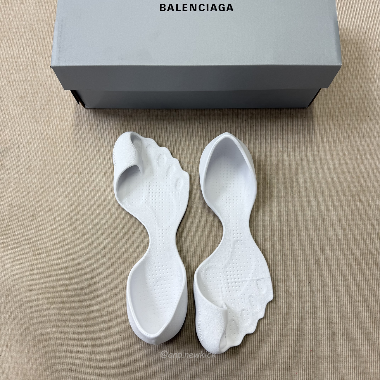 Balenciaga Sandals Zero (11) - www.newkick.vip Balenciaga Sandals Zero (11) - www.newkick.vip