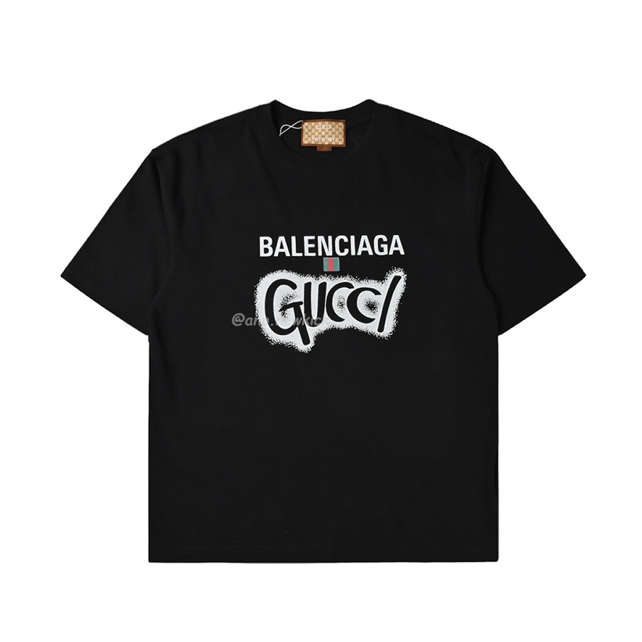 Balenciaga X Gucci Co Branded Double B Letter Printed Logo Printed Short Sleeved T Shirt (4) - www.newkick.vip Balenciaga X Gucci Co Branded Double B Letter Printed Logo Printed Short Sleeved T Shirt (4) - www.newkick.vip