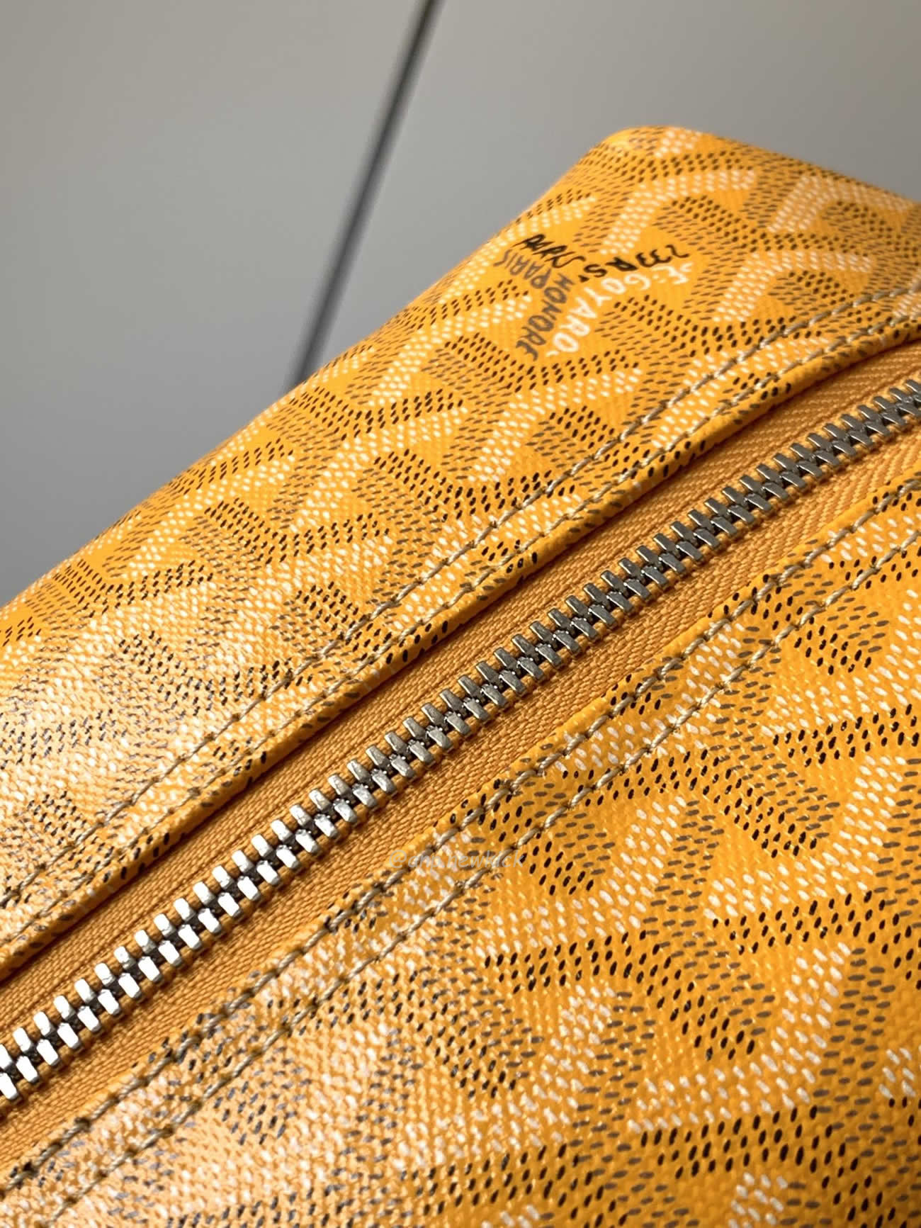 Goyard Boeing 25 Toiletry Bag (22) - www.newkick.vip Goyard Boeing 25 Toiletry Bag (22) - www.newkick.vip