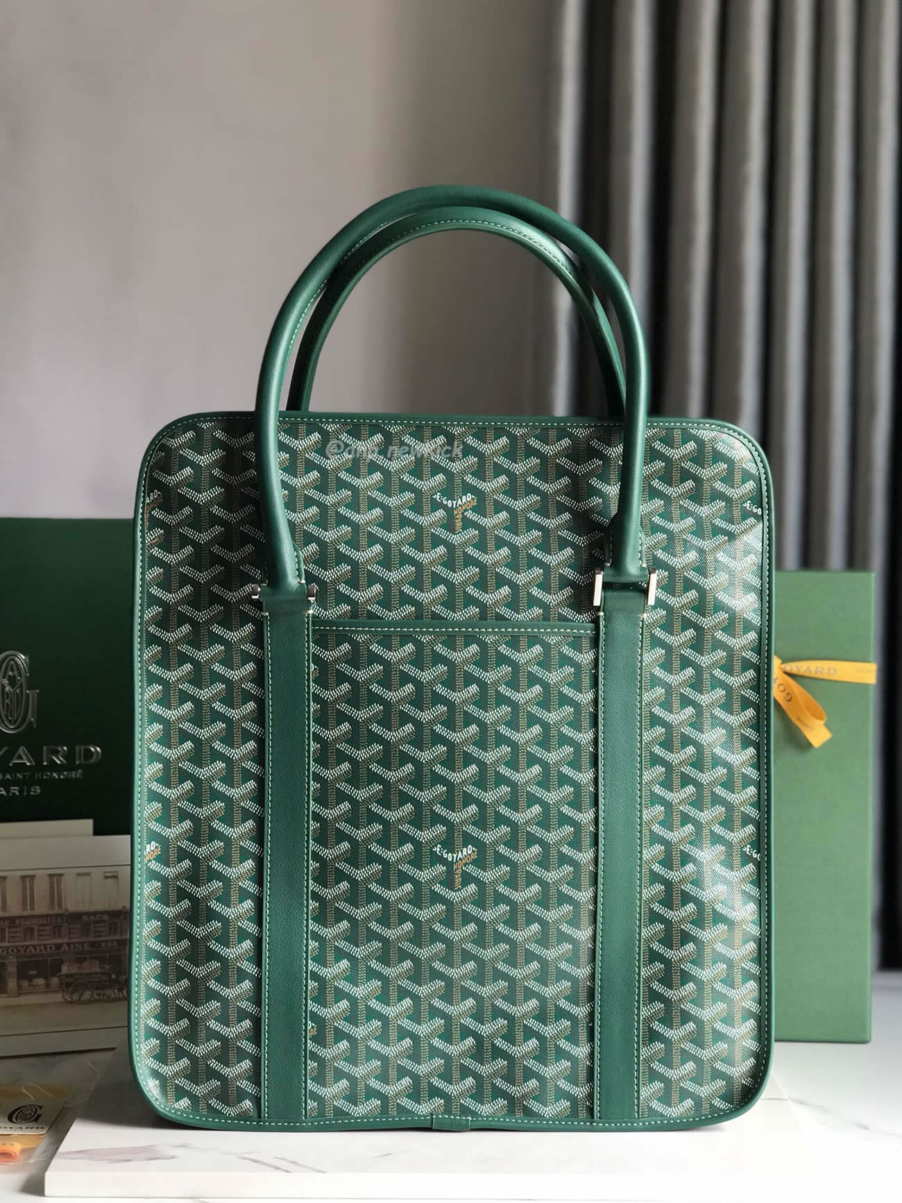 Goyard Bourgogne Bag 40 Cm X 9 Cm X 36 Cm (10) - www.newkick.vip Goyard Bourgogne Bag 40 Cm X 9 Cm X 36 Cm (10) - www.newkick.vip