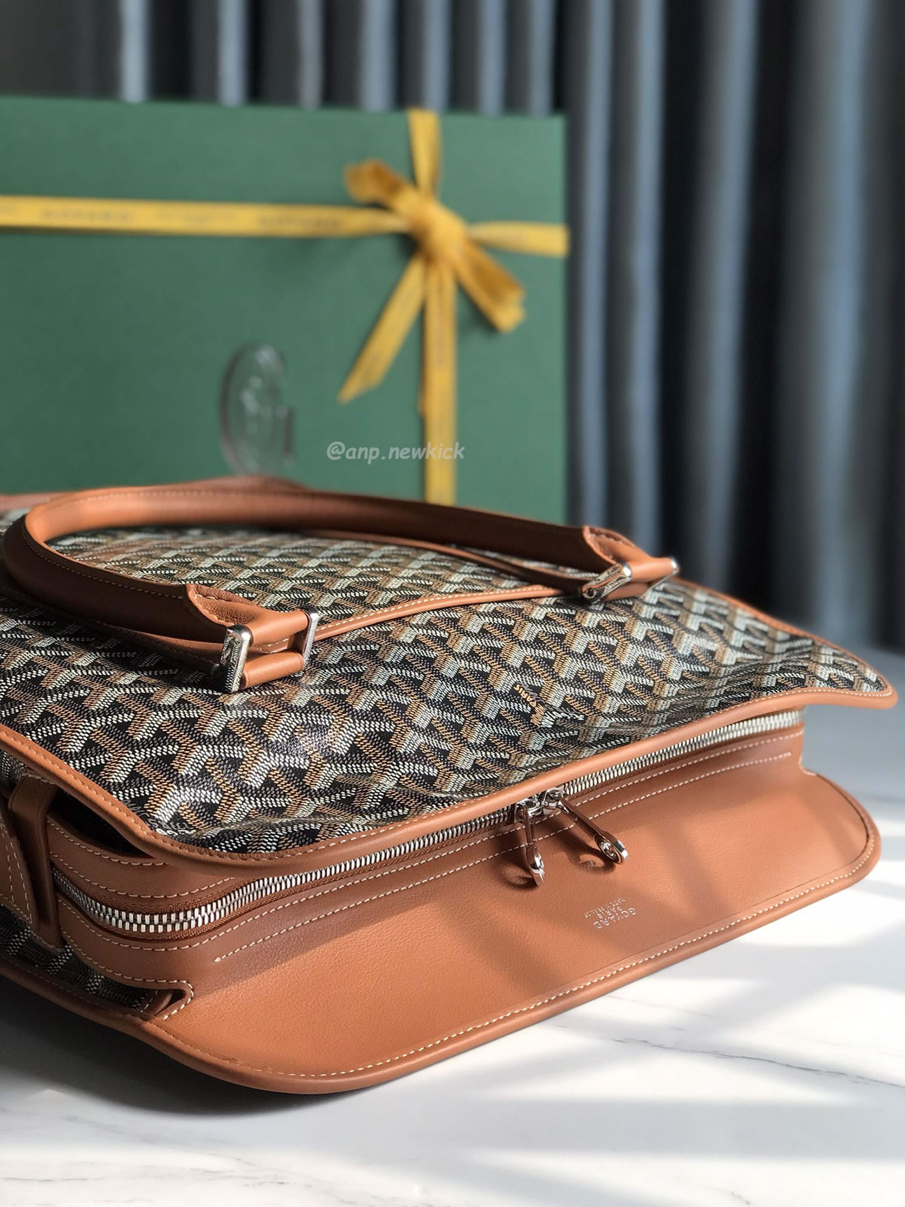Goyard Bourgogne Bag 40 Cm X 9 Cm X 36 Cm (13) - www.newkick.vip Goyard Bourgogne Bag 40 Cm X 9 Cm X 36 Cm (13) - www.newkick.vip