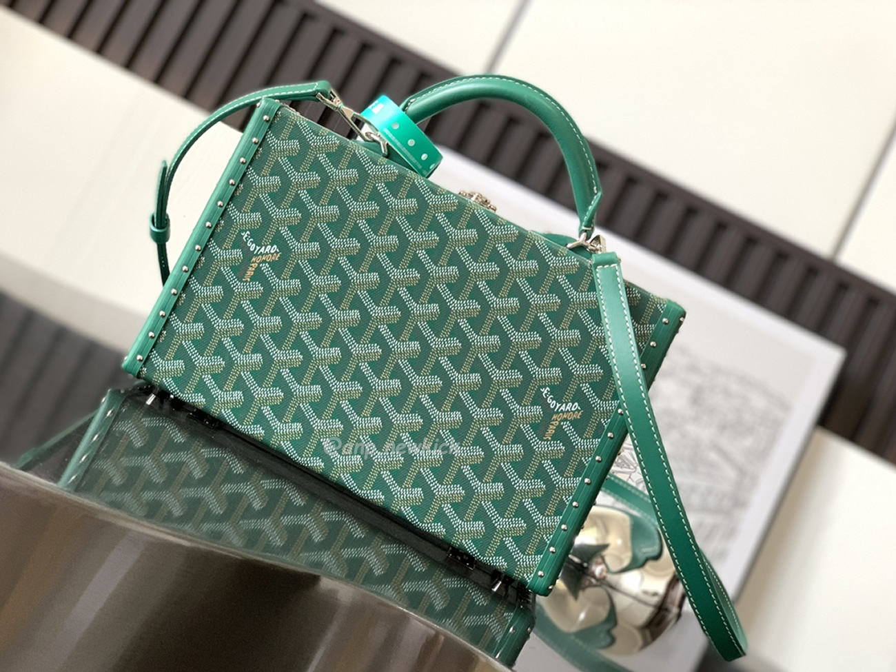 Goyard Grand Hôtel Box Bag 17 Cm X 7.7 Cm X 24.5 Cm (9) - www.newkick.vip Goyard Grand Hôtel Box Bag 17 Cm X 7.7 Cm X 24.5 Cm (9) - www.newkick.vip