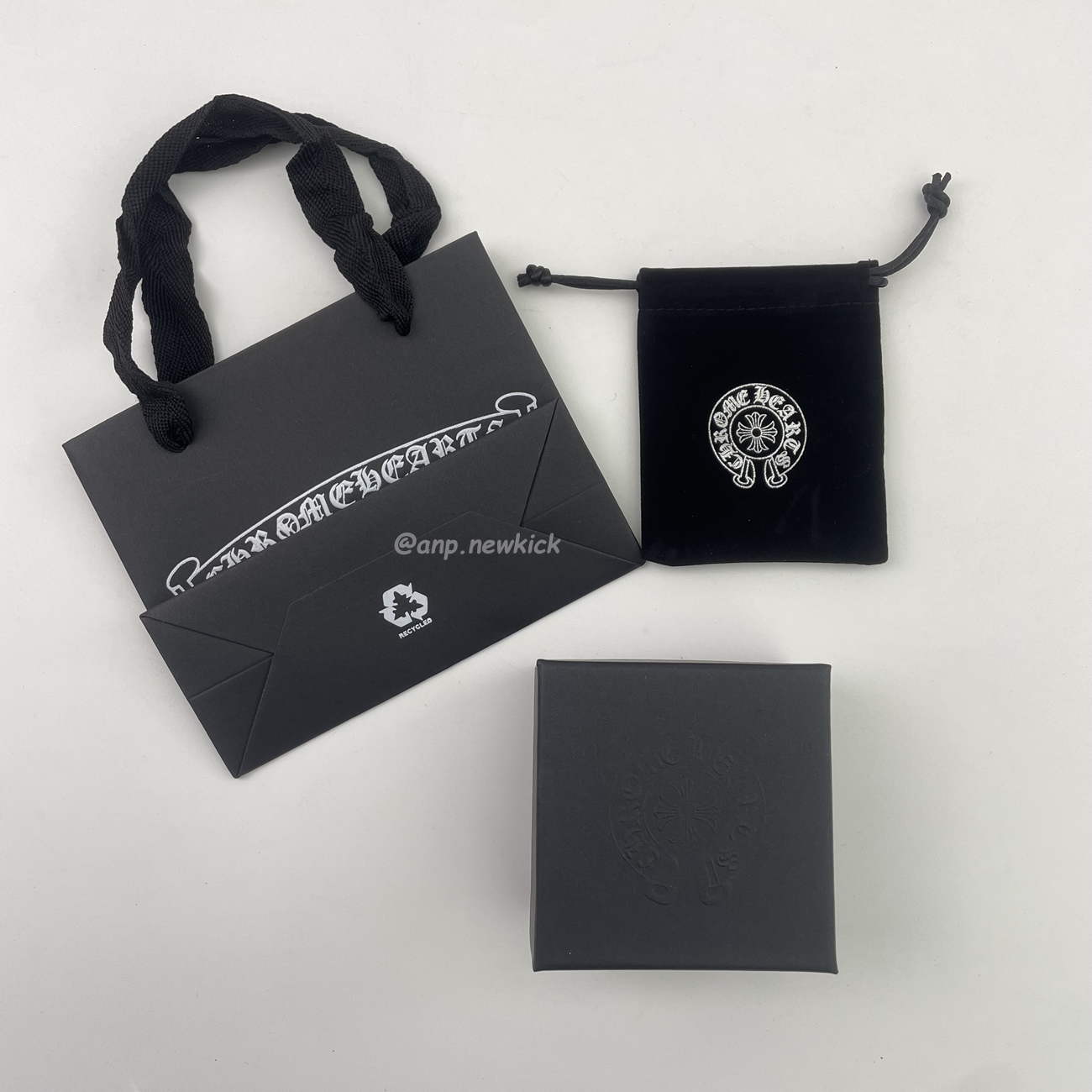 Chrome Hearts Pearl Silver Cross Flower Letter Ball Bracelet (5) - www.newkick.vip