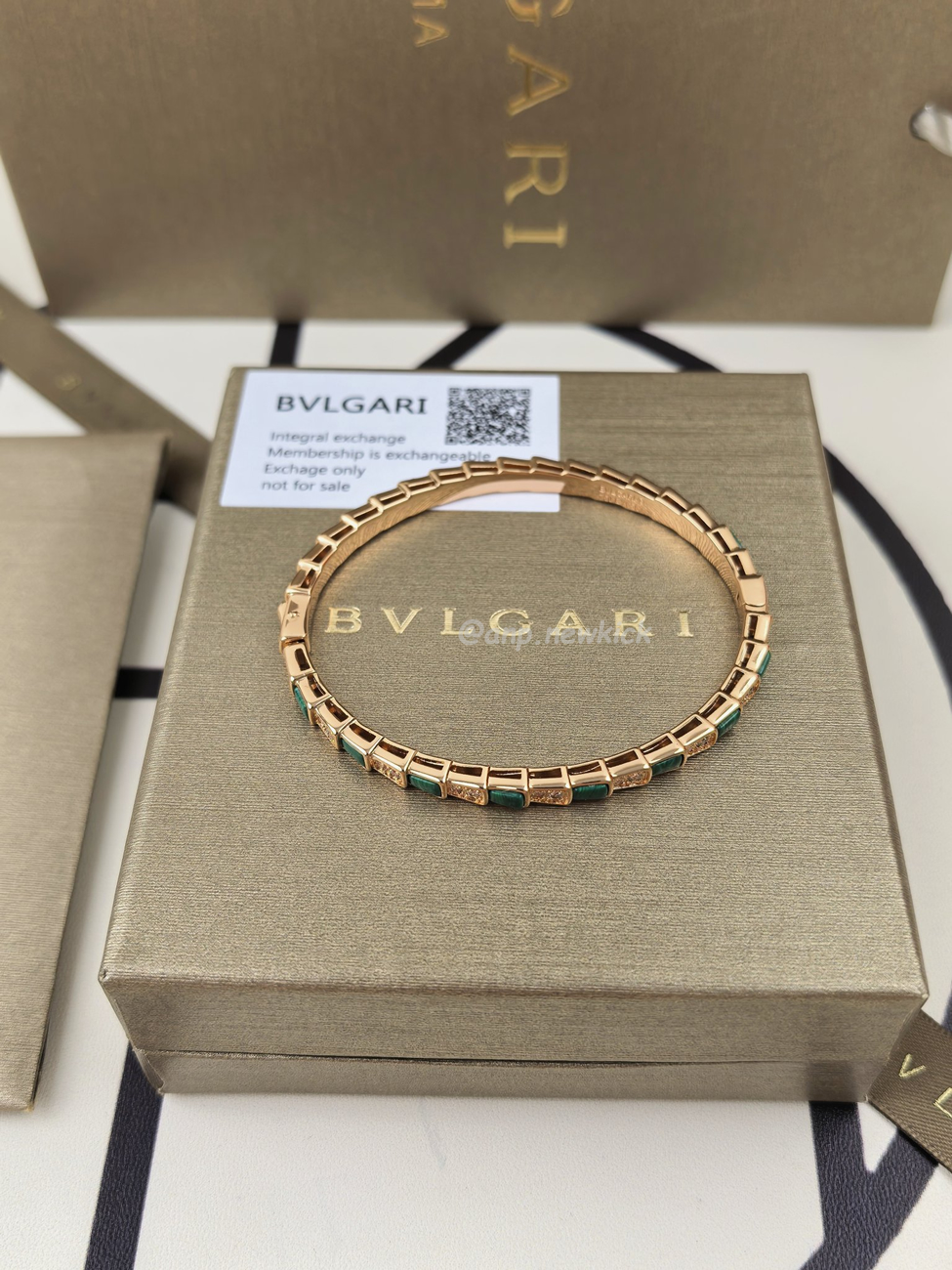 Bulgari Peacock Stone Snake Bone Bracelet (6) - www.newkick.vip